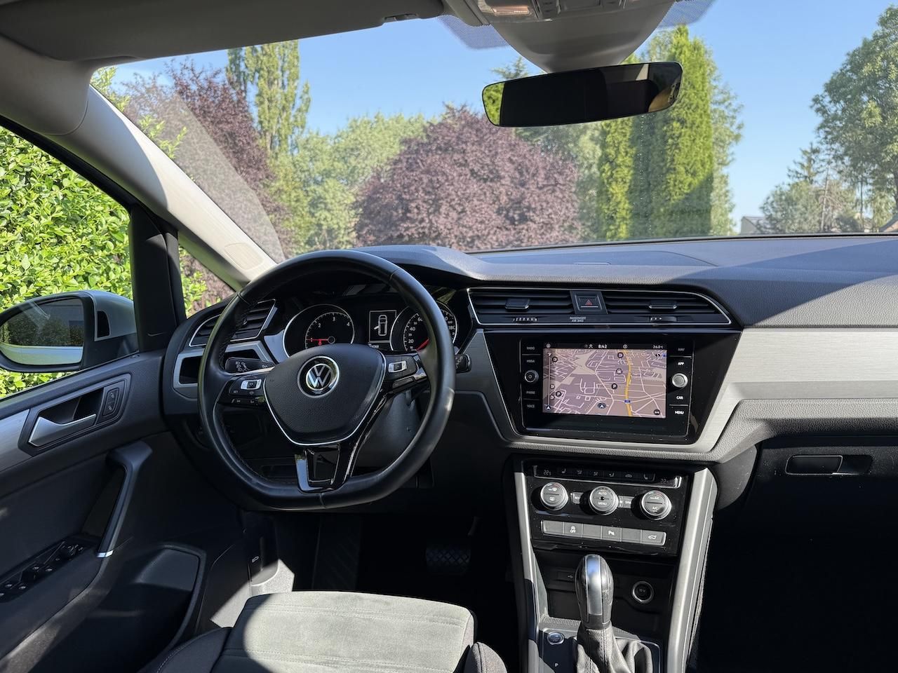 Volkswagen Touran, 2,0TDi 110kW HIGHLINE 7-míst - fotka 6
