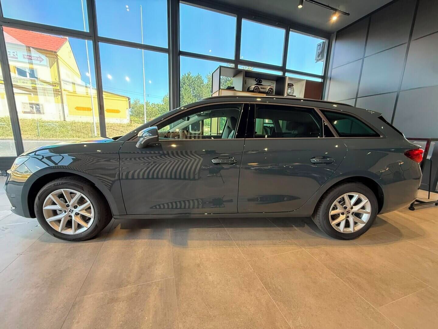 Seat Leon, SP yle 115 k 1,5 TSI 85 kW - fotka 5