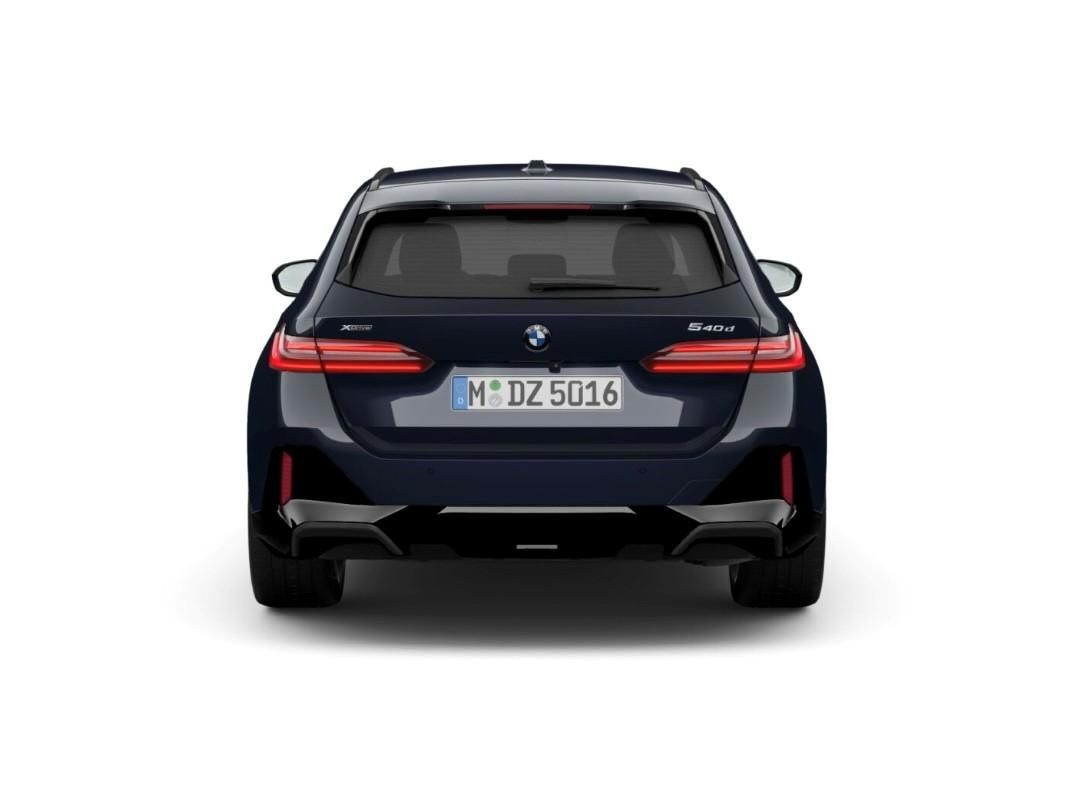 BMW Řada 5, 540d xDrive Touring M-Sport - fotka 5