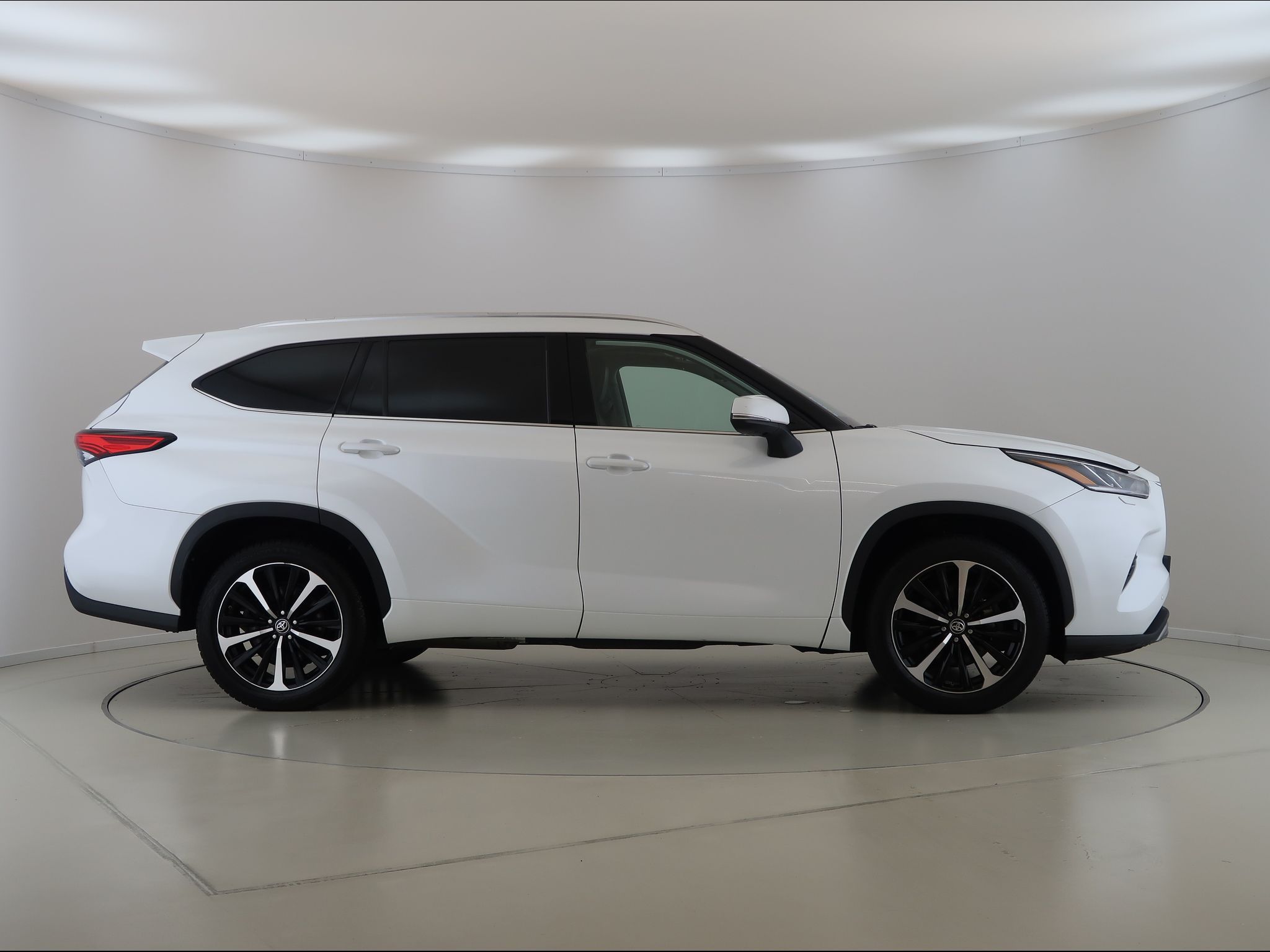 Toyota Highlander, 2.5HSD,Executive,4x4,DPH,CZ,1M - fotka 4