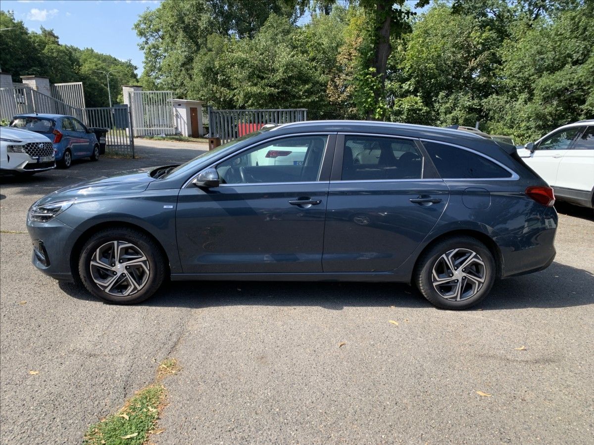 Hyundai i30, 1,5 T-GDI AUTOMAT,ČR,1.MAJITEL - fotka 5