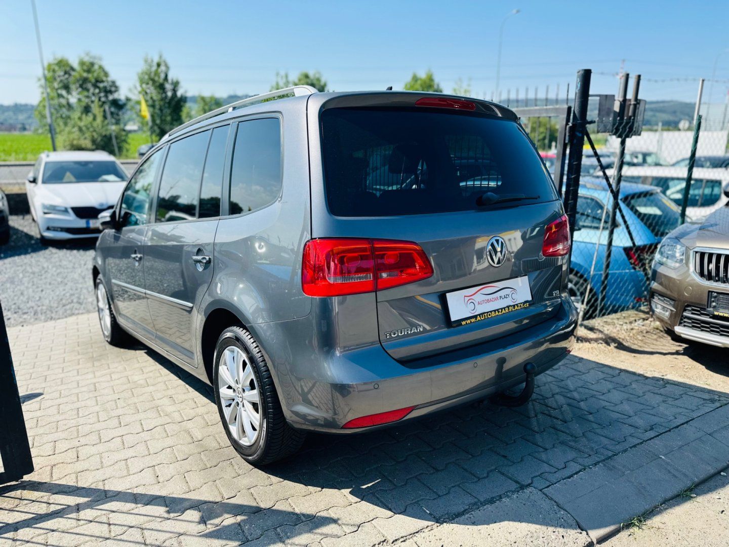 Volkswagen Touran, 1.4TSi DSG 103kW NAVI - fotka 4