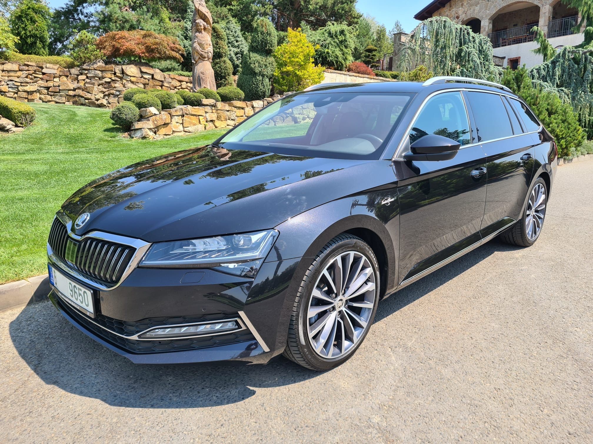Škoda Superb, 2.0 TDi DSG Laurin & Klement
