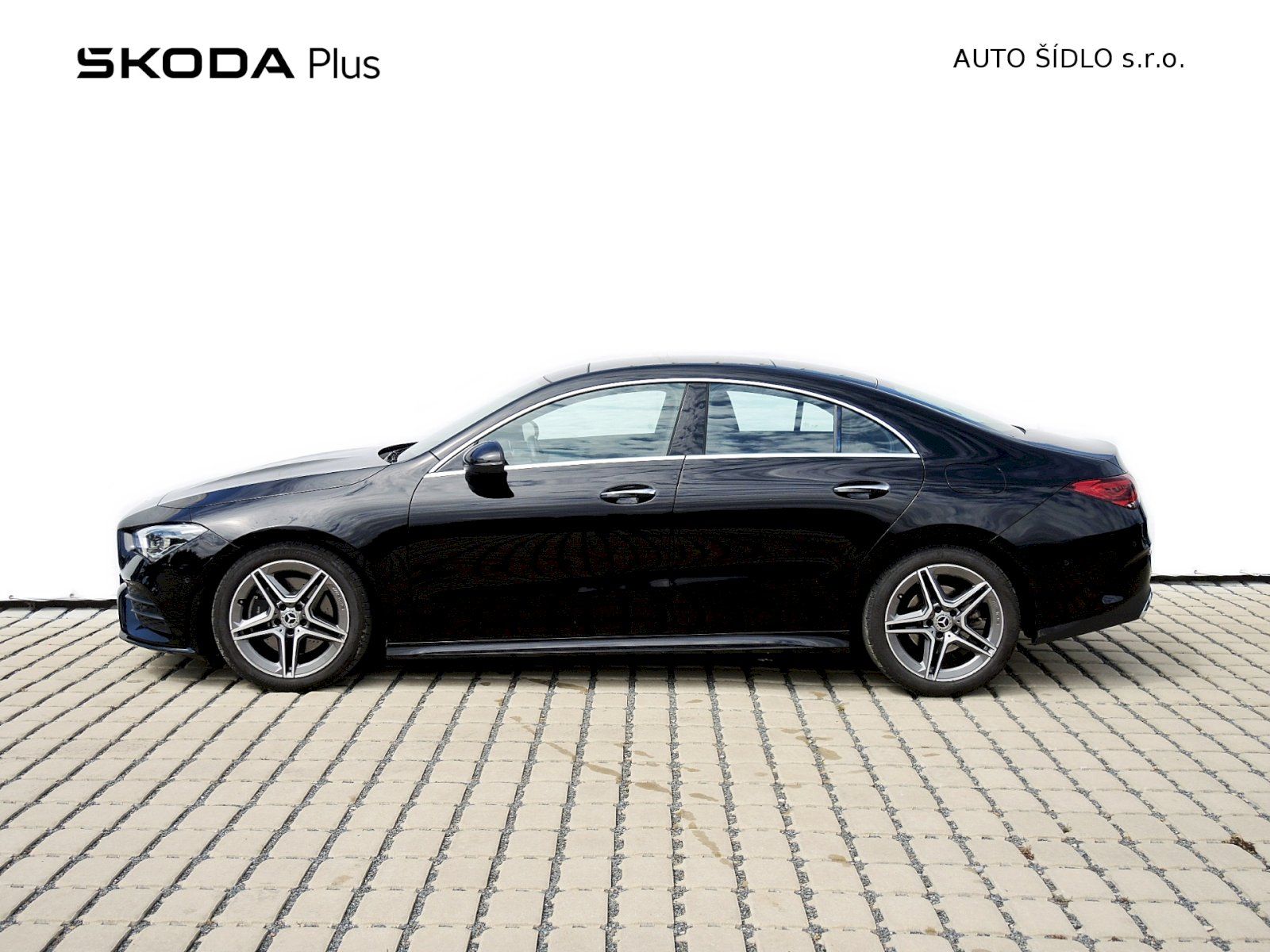 Mercedes-Benz CLA, 200 AMG Line - fotka 3