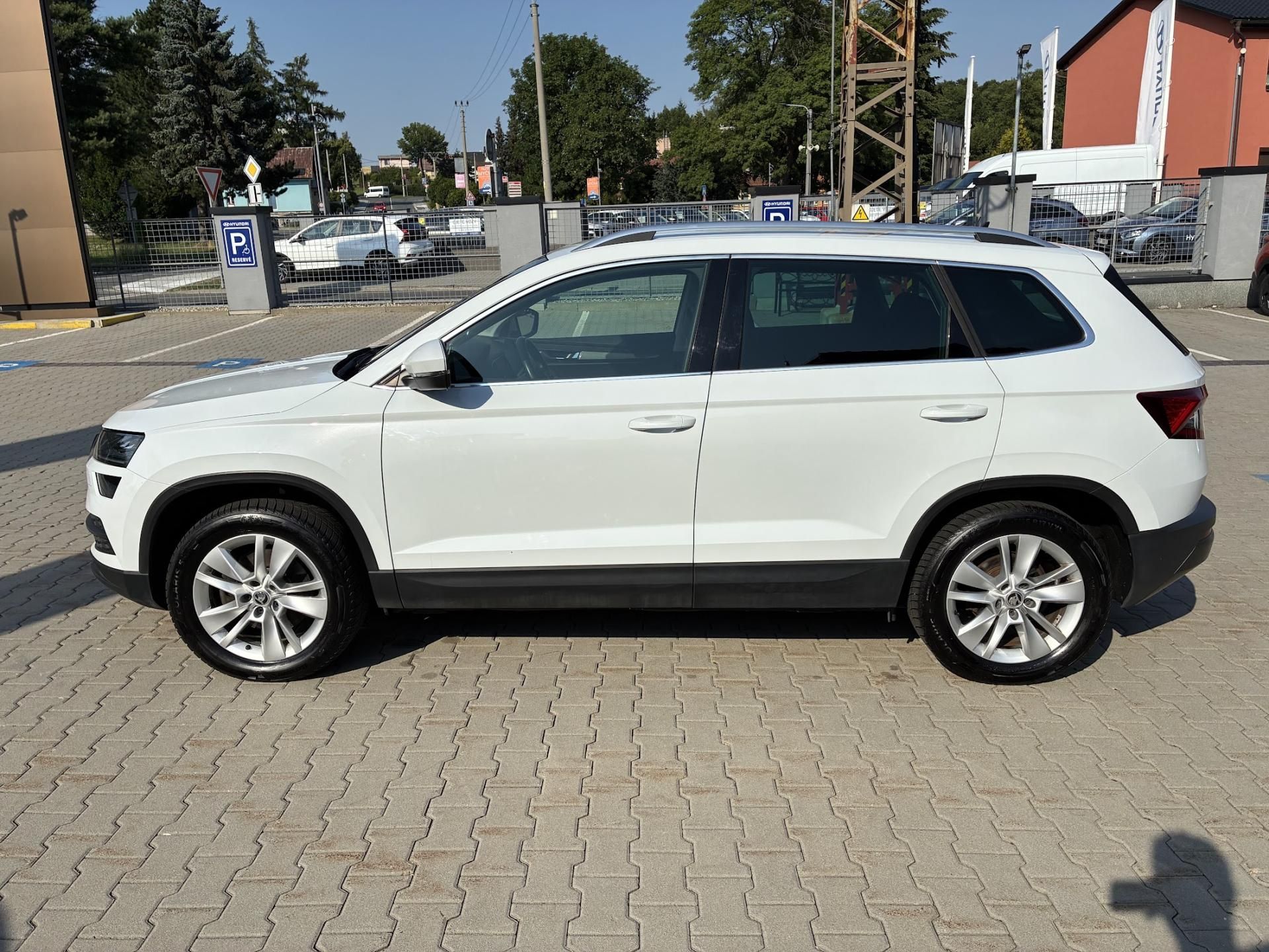 Škoda Karoq, 110 kW Style 4x4 DSG 1.MAJITEL - fotka 6