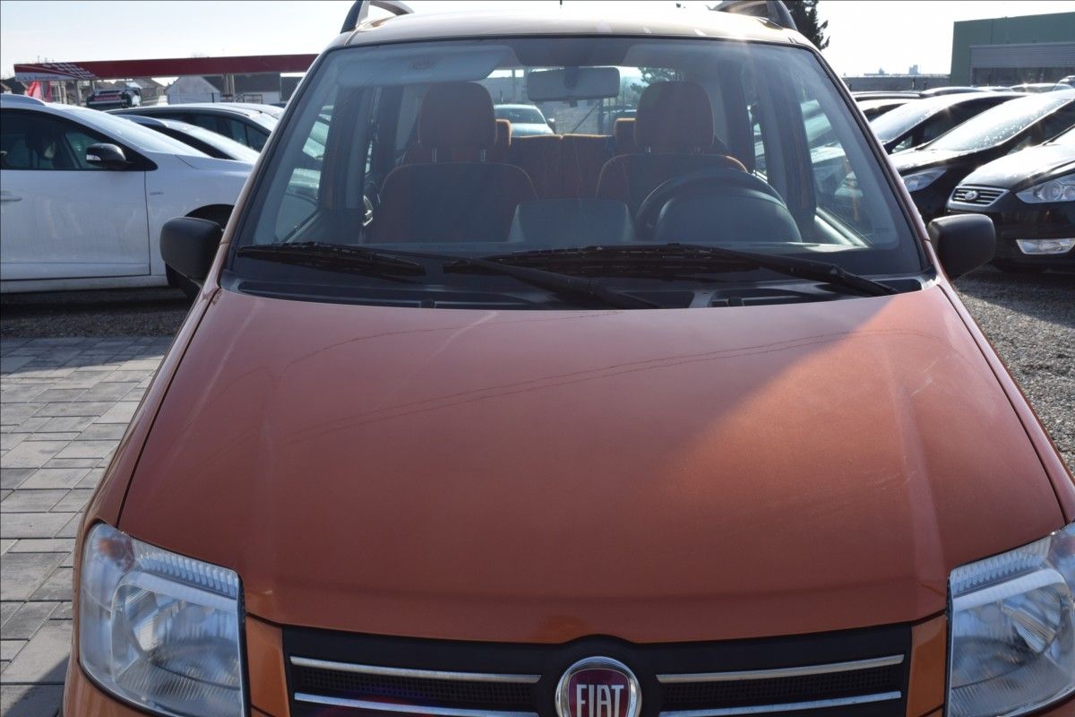 Fiat Panda, 1,2 i 44KW AUTOMAT ALU PO STK - fotka 3