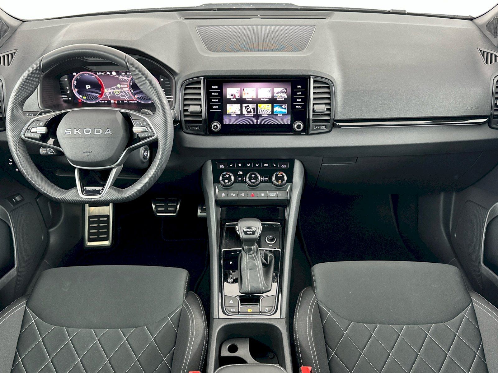 Škoda Karoq, DSG 2.0TDI 110kW 4x4 SportLine - fotka 5