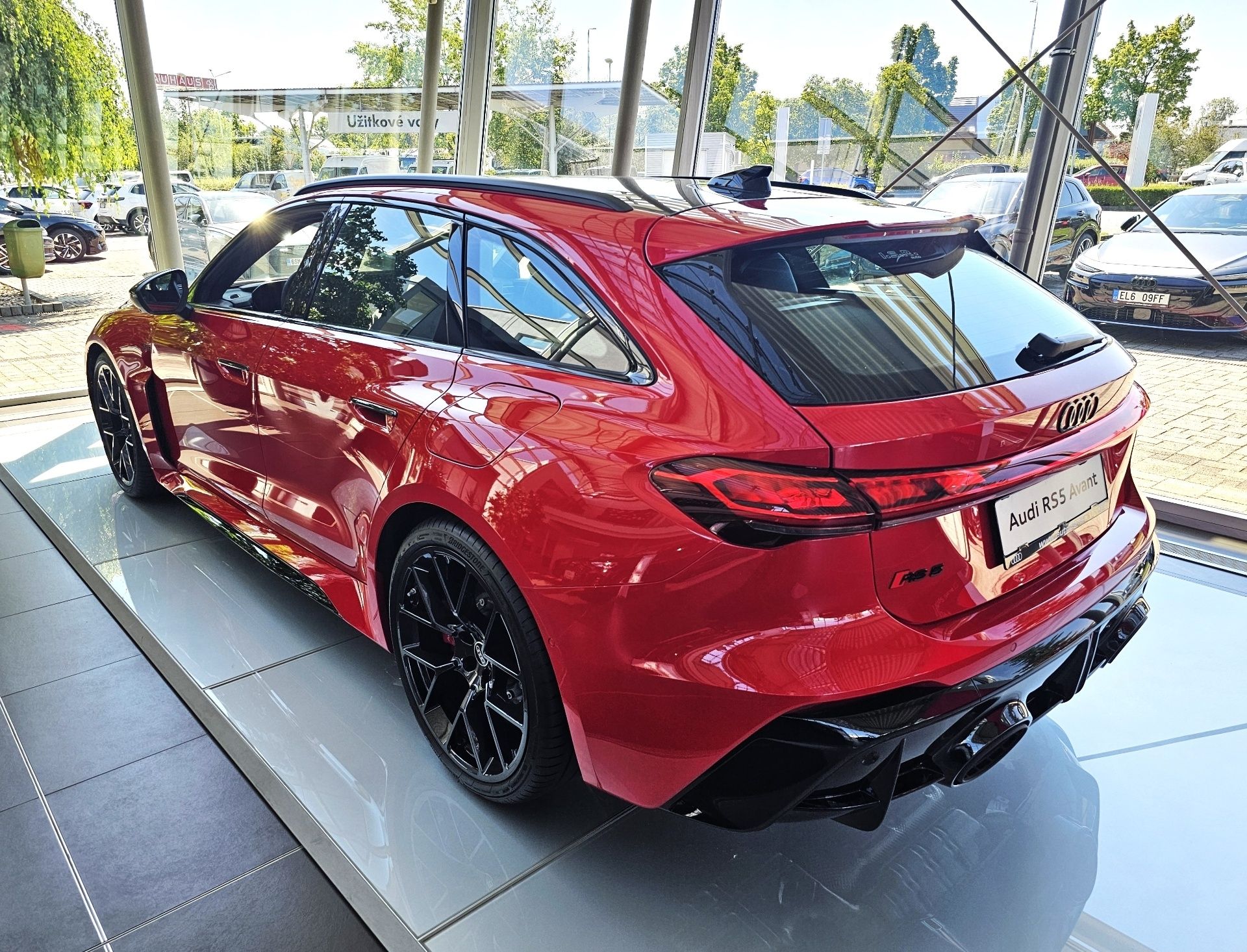 Audi RS5, Avant e-hybrid Quattro 470 kW - fotka 2