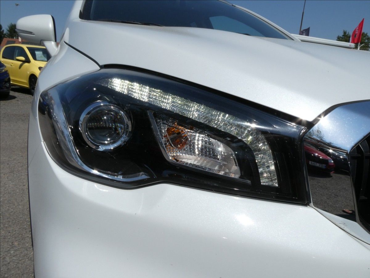 Suzuki SX4 S-Cross, 1,4 BoosterJet 4x4 Hybrid,2xko - fotka 5