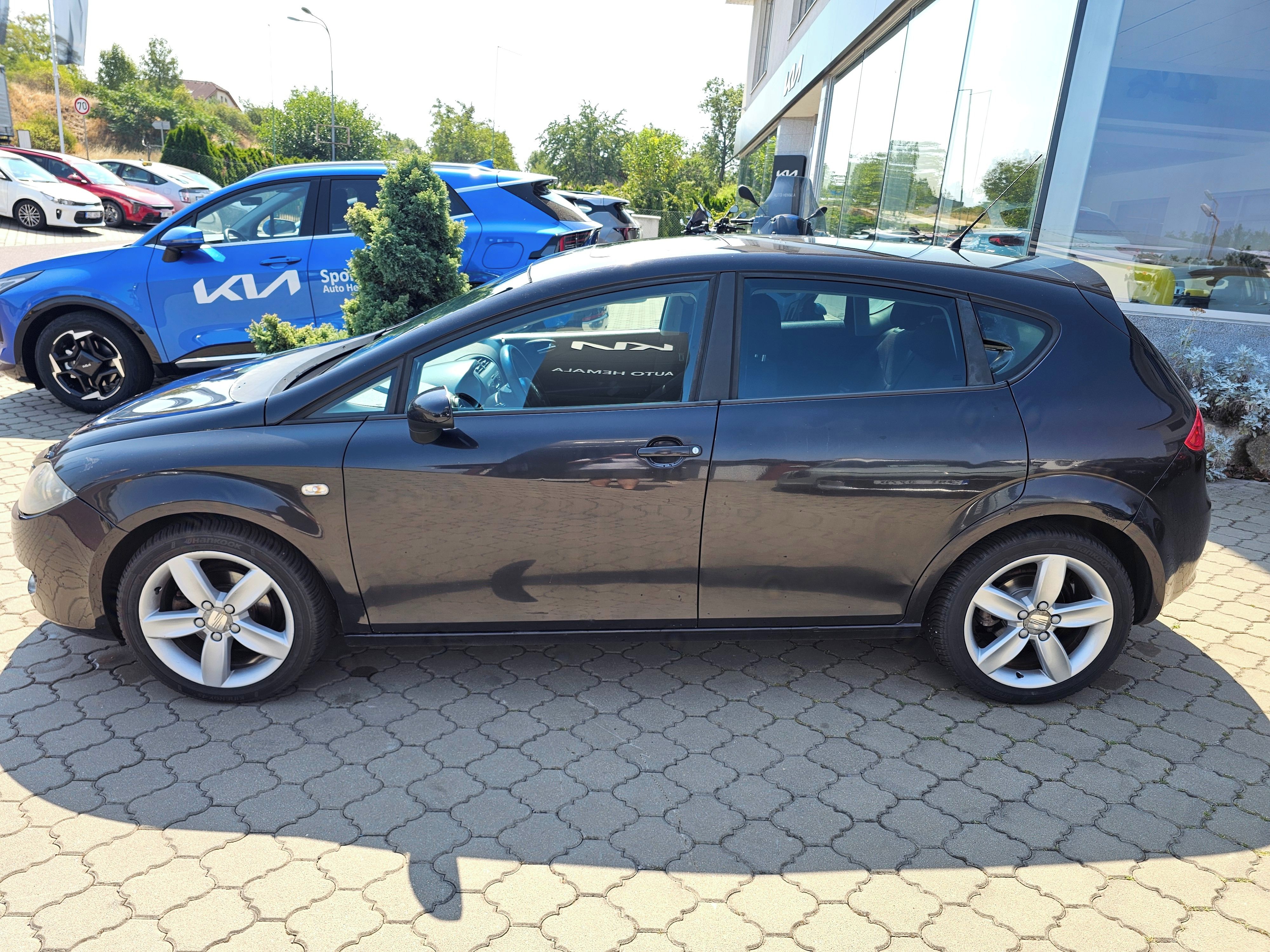 Seat Leon, 1.9 TDI 77 kW Automat - fotka 2
