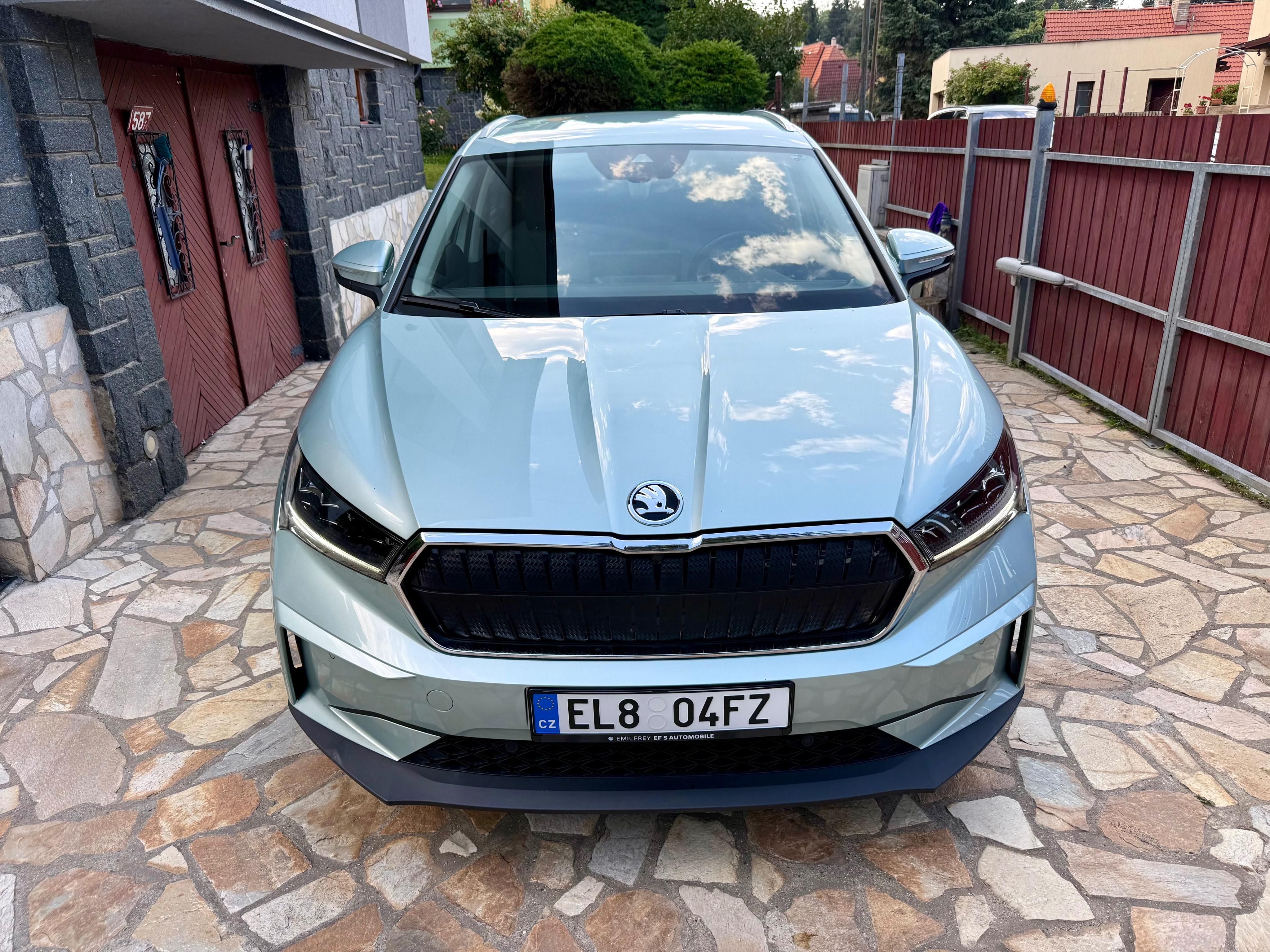 Škoda Enyaq, IV 132KW  62 KWH SOH 93,1% DPH - fotka 2