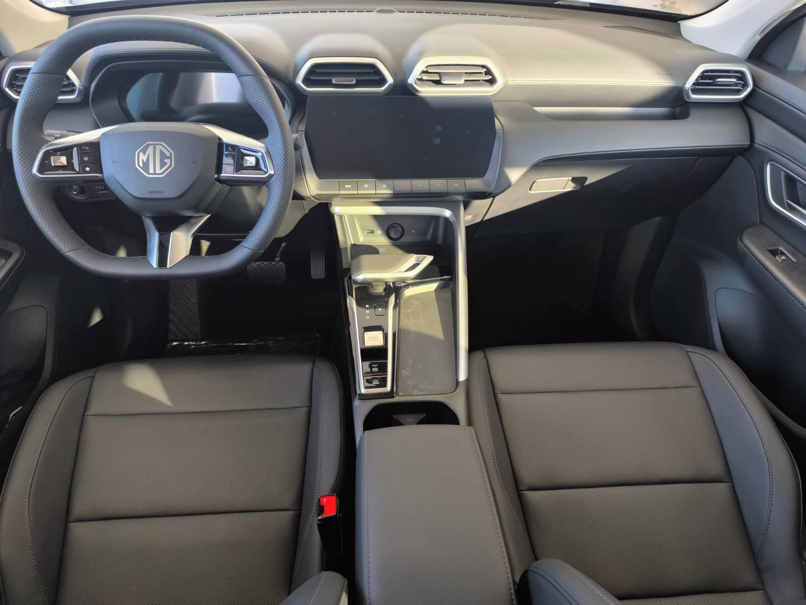 MG ZS, ZS HEV EXCLUSIVE - fotka 4