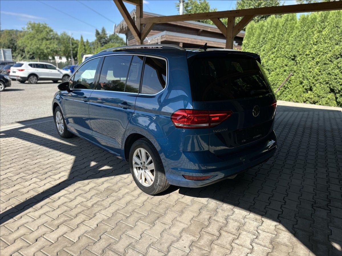 Volkswagen Touran, 1,5 TSi 110kW DSG původ ČR - fotka 4