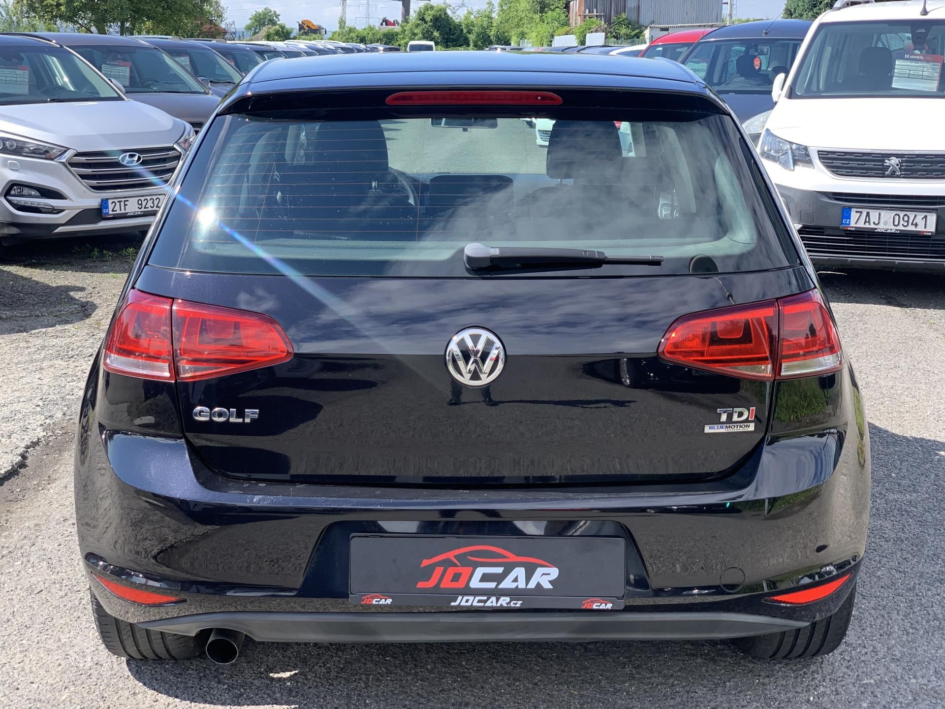 Volkswagen Golf, Highline 1.6TDi 77kw DSG ALU - fotka 6