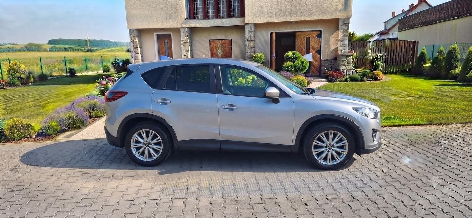 Mazda CX-5, 2.0 benzin 121 kw - fotka 2