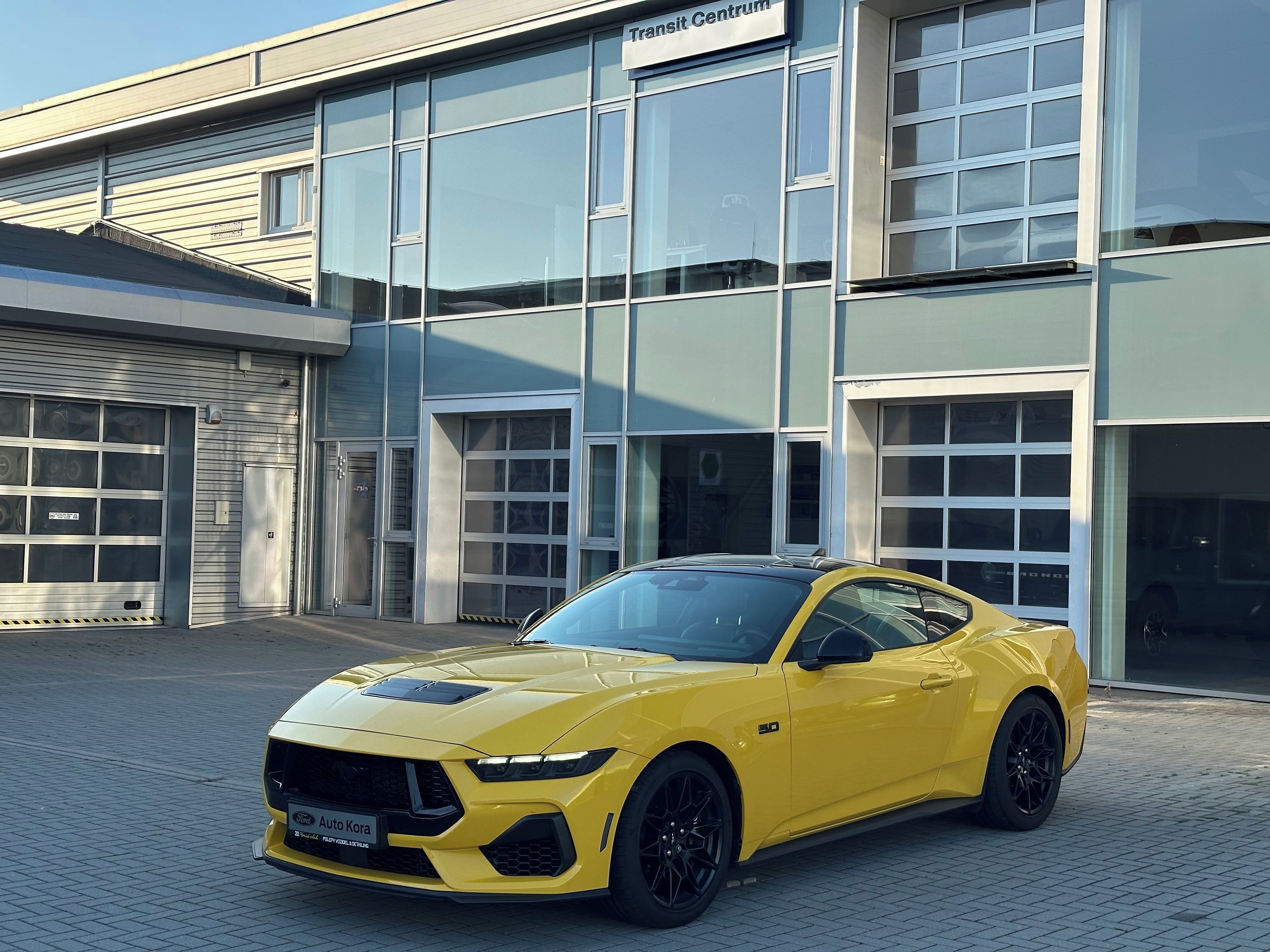 Ford Mustang, GT 5,0 V8 ČR DealerFORD Záruka - fotka 5