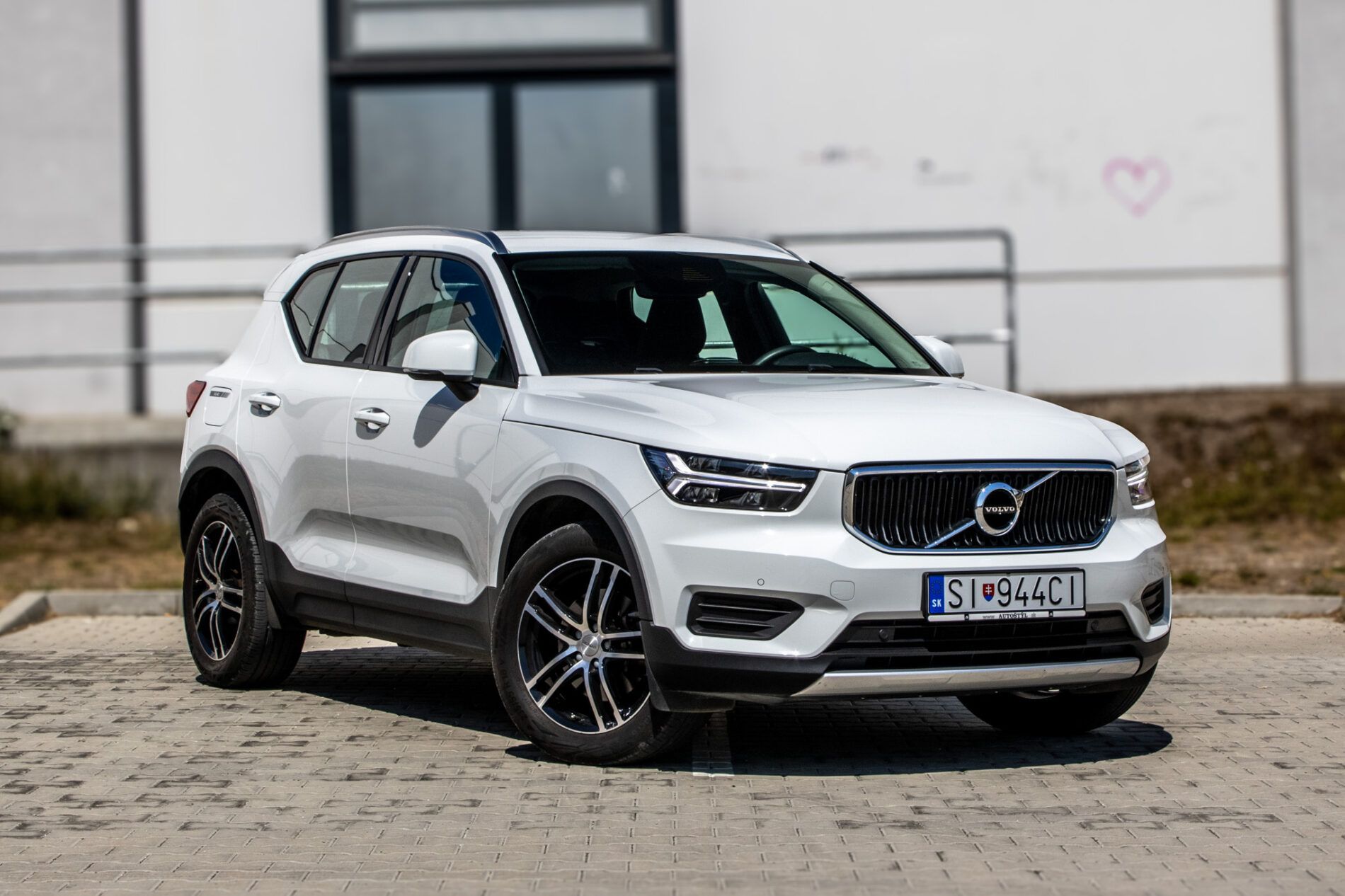 Volvo XC40 - fotka 3