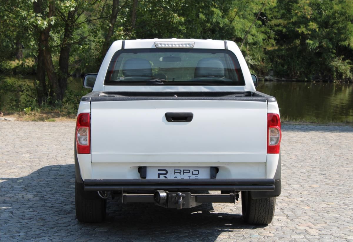 Isuzu D-Max, 3.0 TD / 4x4 / 120kW / Tažné - fotka 5
