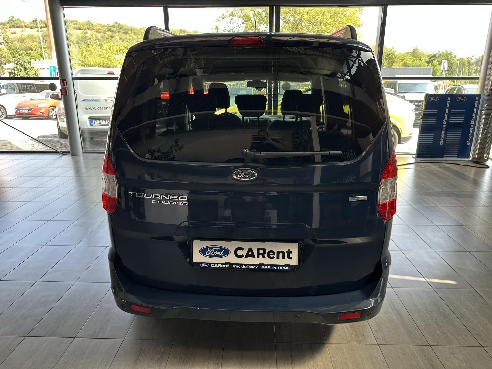 Ford Tourneo Courier, Trend 1.0 EcoBoost 100k man. - fotka 6