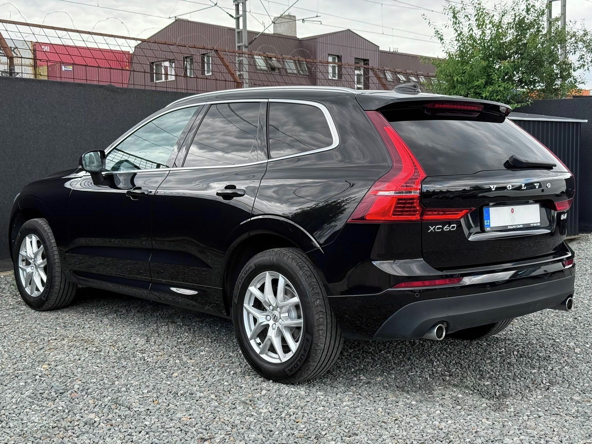 Volvo XC60, 2.0 D4 140kW AWD Momentum - fotka 6
