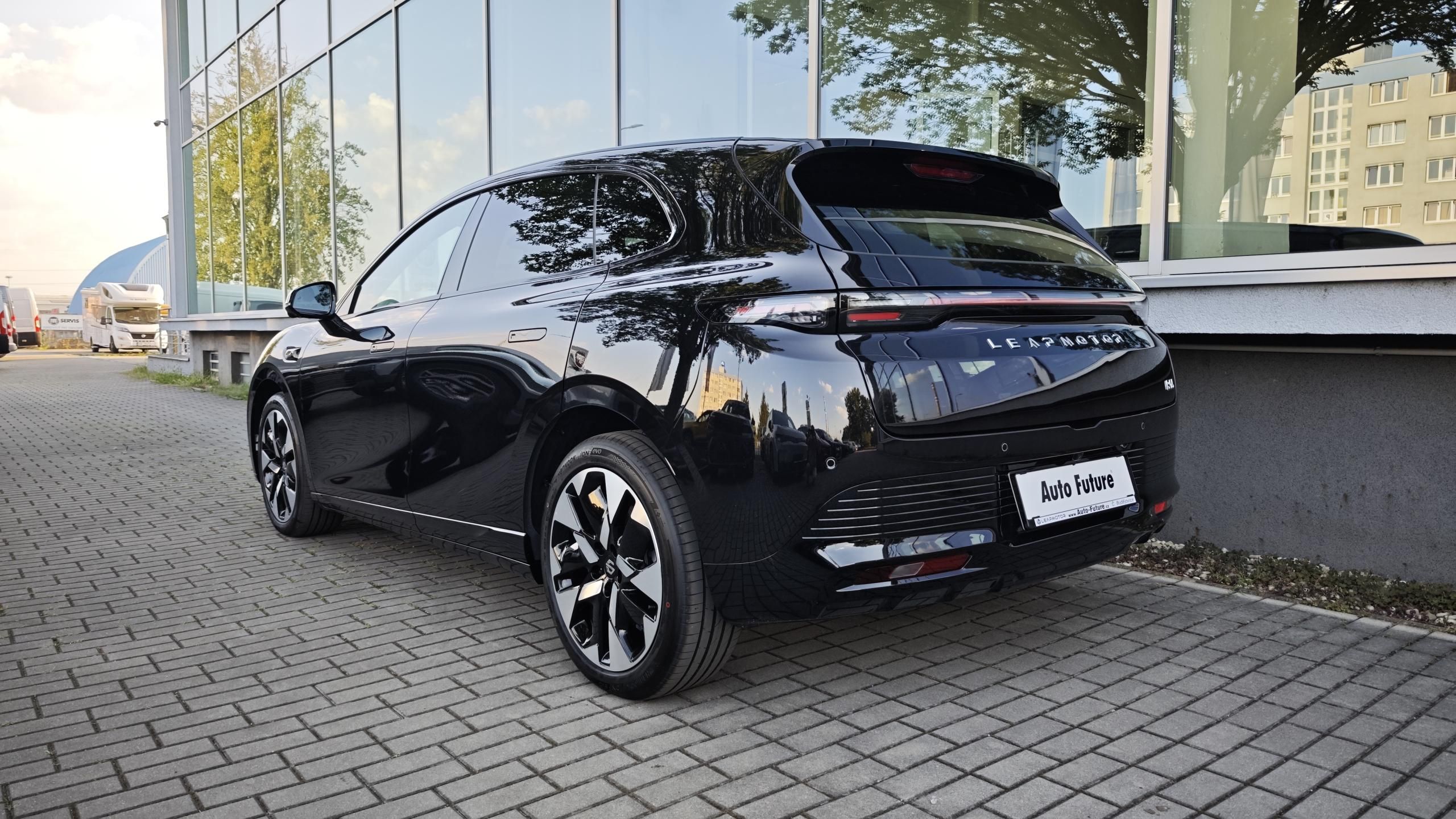 Leapmotor B05, Design 67kW EV - fotka 6
