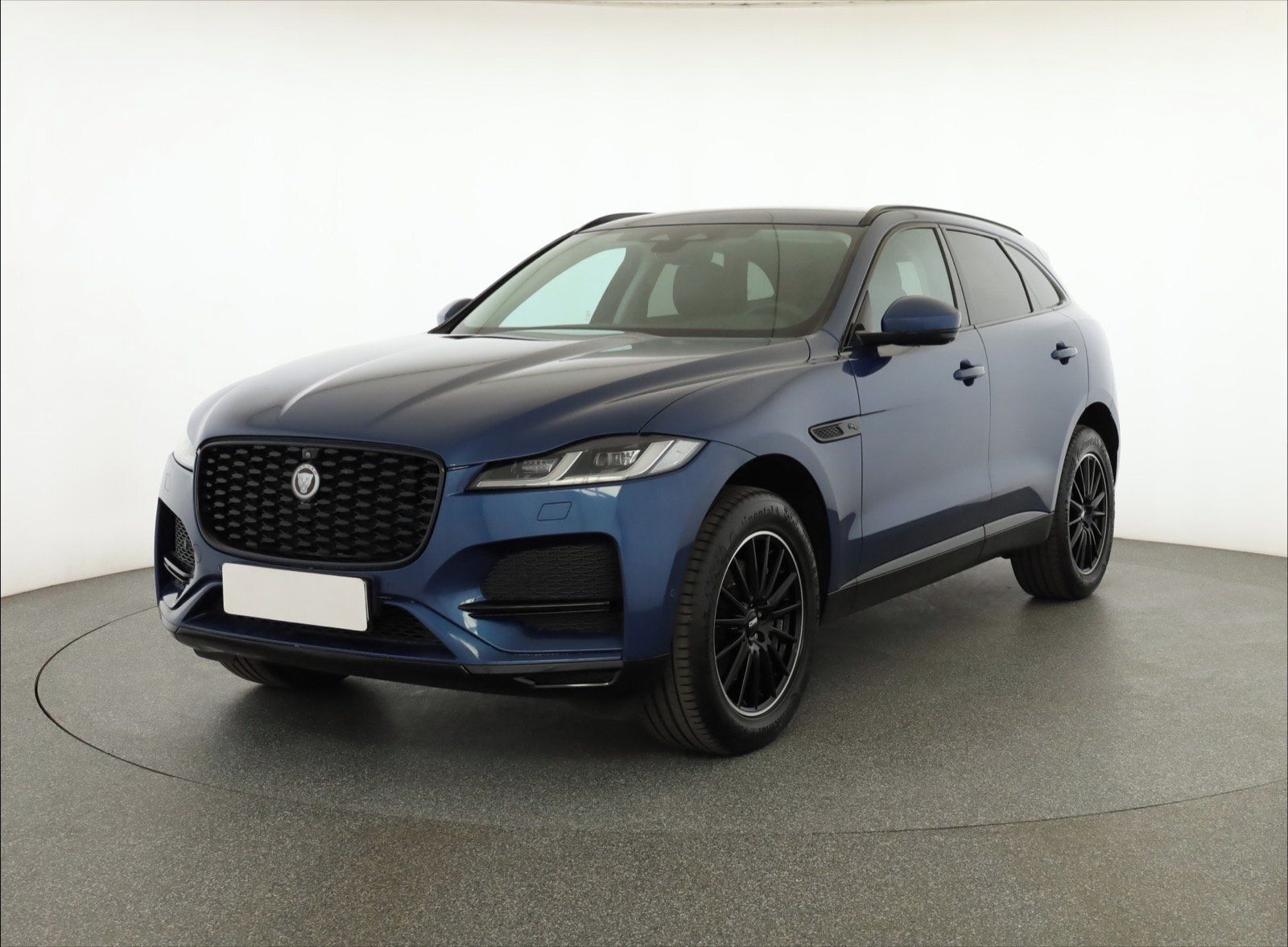 Jaguar F-Pace, D200 AWD, 4X4, Automat - fotka 2