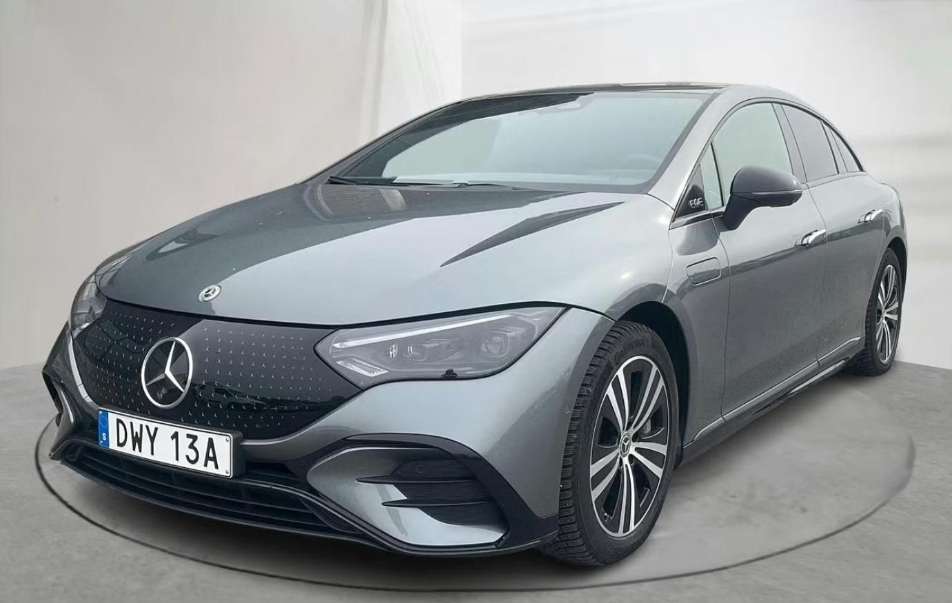 Mercedes-Benz EQE, 300 AMG NIGHT 360k Tažné BLIS