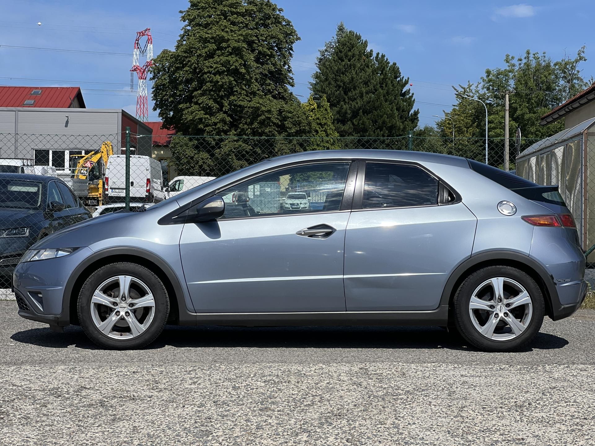 Honda Civic, 1.4i-DSI KLIMA ZÁMEK Ř.P. ALU - fotka 4