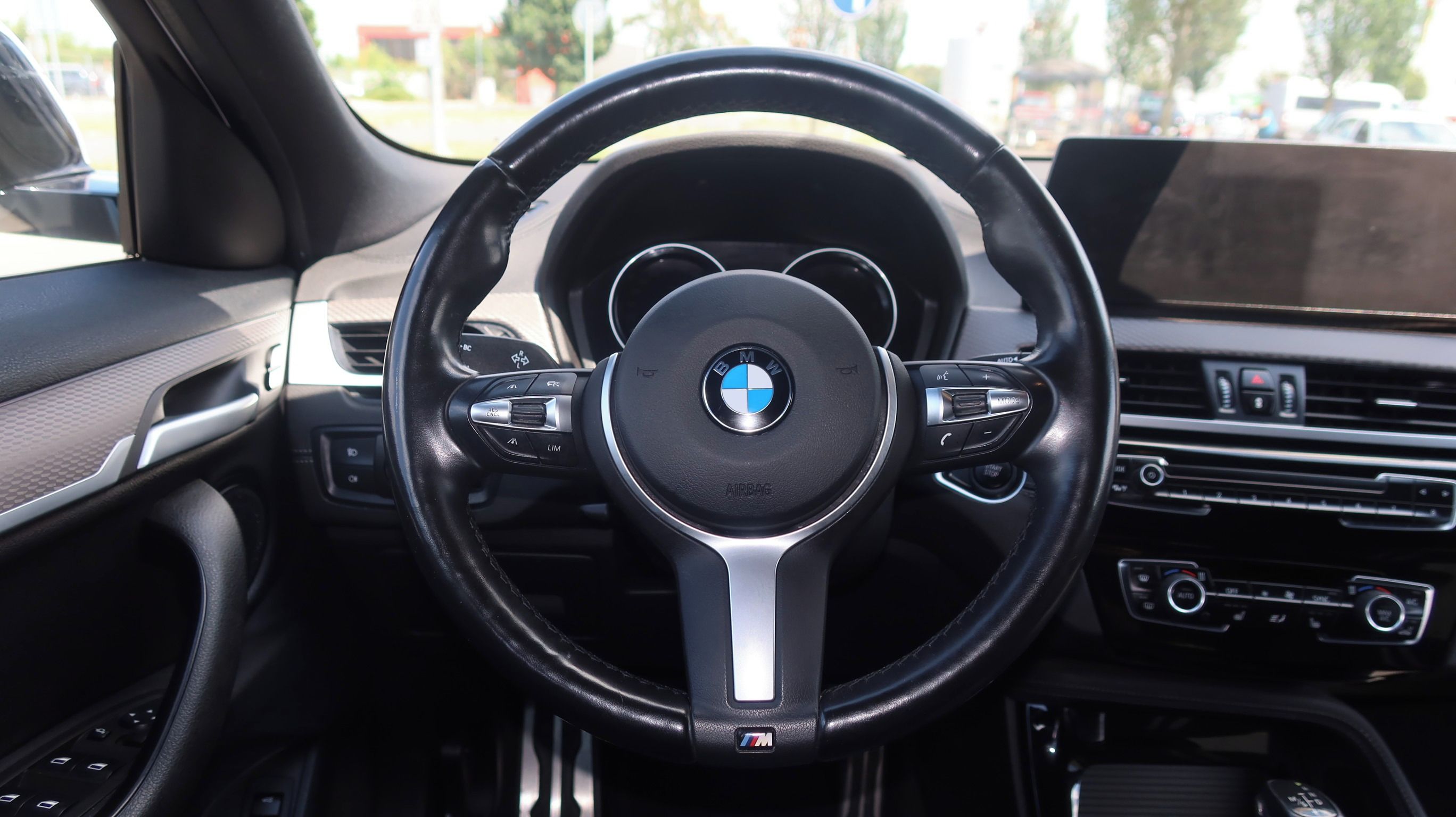 BMW X2, BMW X2 xDrive25e, M Sport - fotka 6