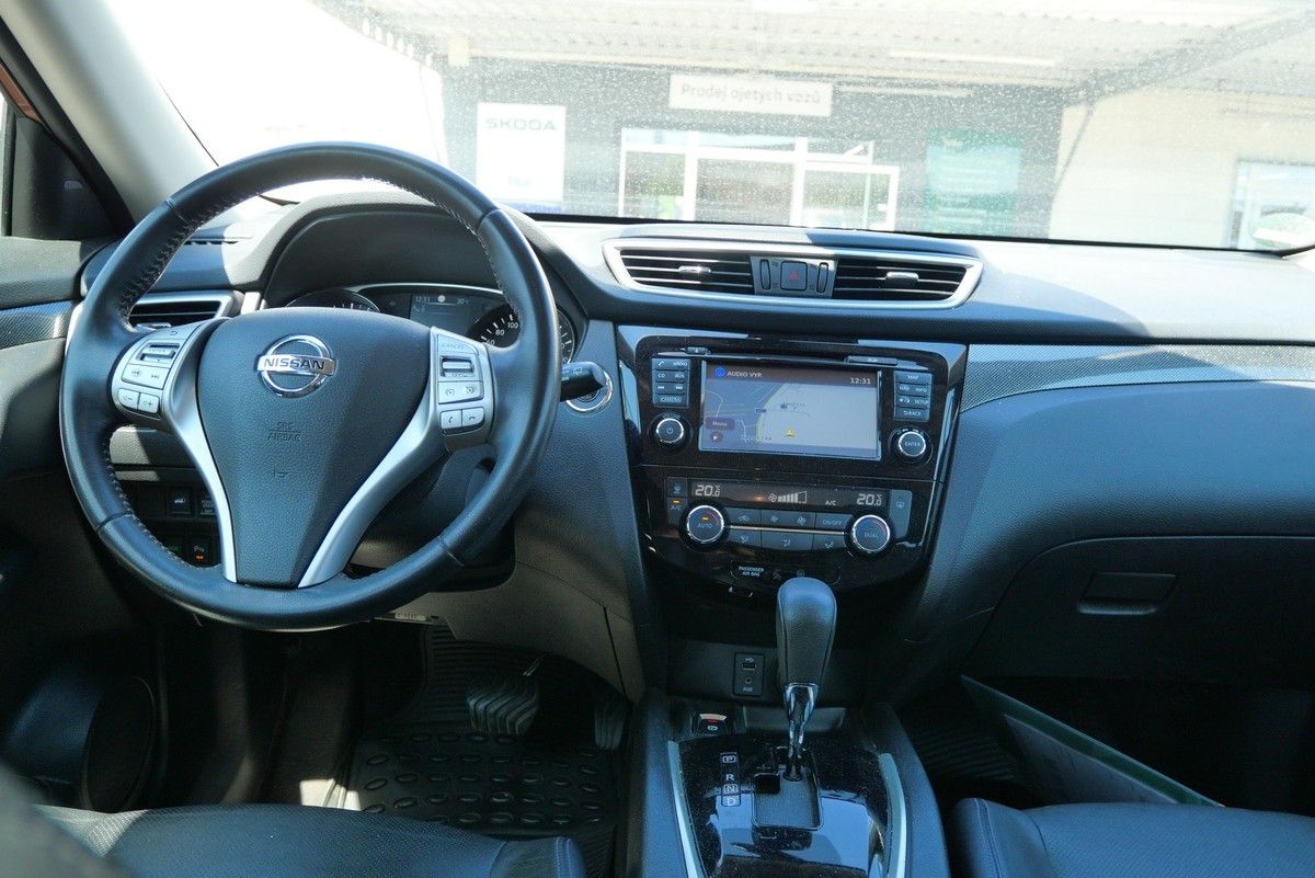 Nissan X-Trail, 1.6 dCi 96kW Xtronic Tekna - fotka 6