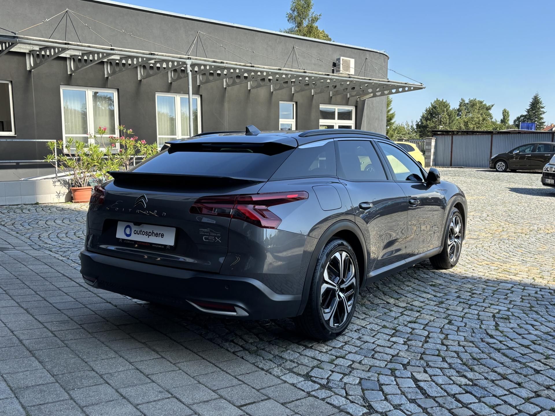 Citroën C5 X, 1.6 SHINE - fotka 3