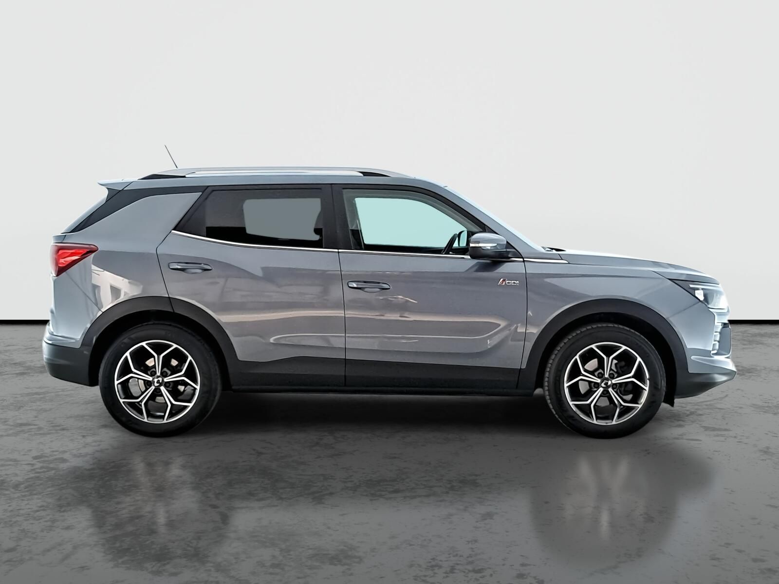 SsangYong Korando, 1.5 T-GDI, Automat, ČR,1.maj - fotka 6
