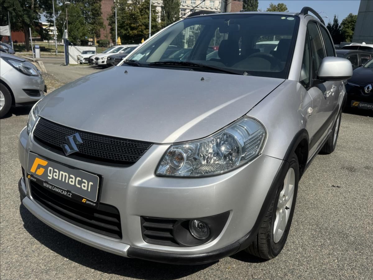 Suzuki SX4, 1,6 KRASNÝ STAV. - fotka 2