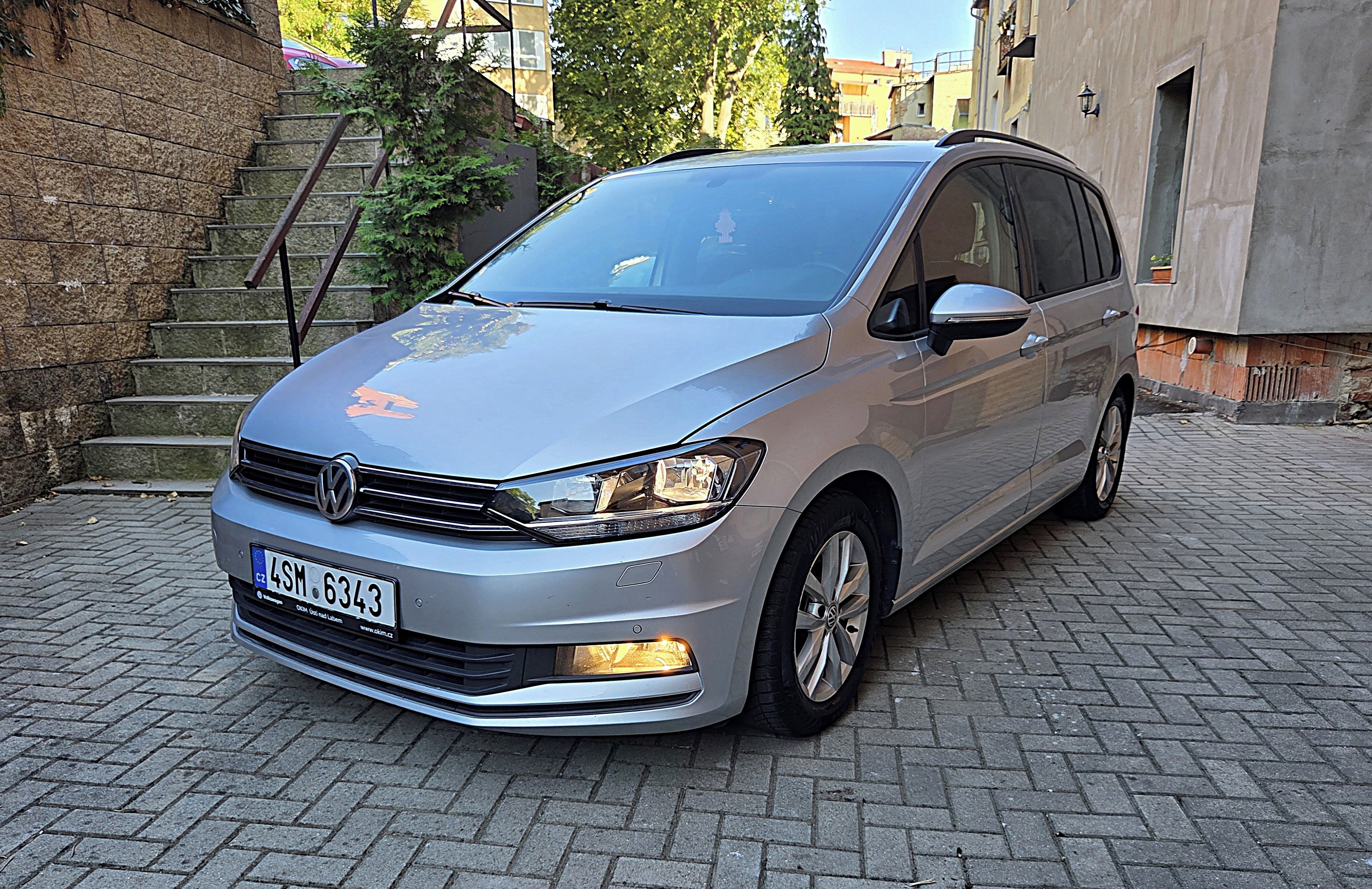 Volkswagen Touran - fotka 3