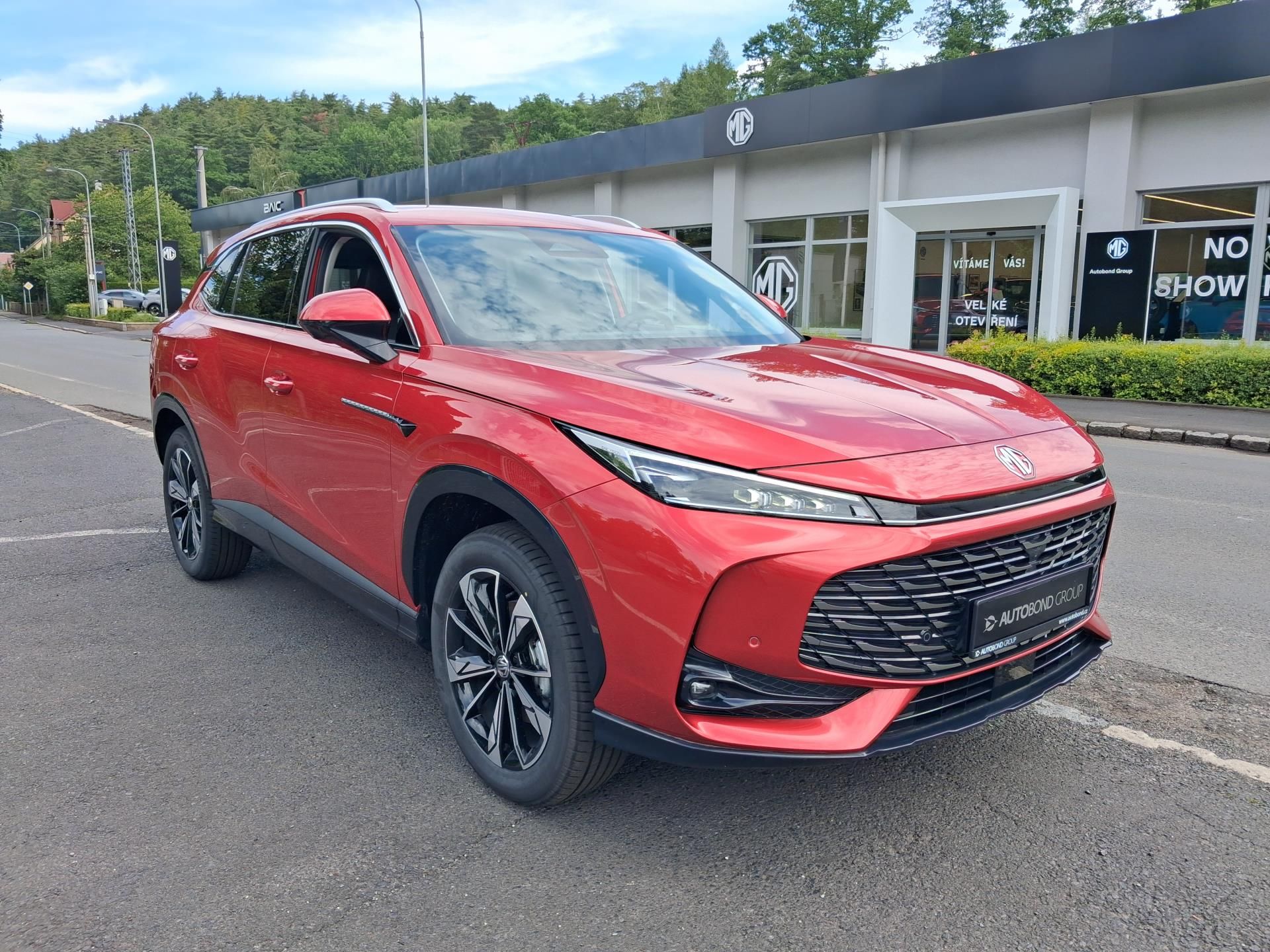MG HS, EXCLUSIVE 1.5T 125kW 4×2 7DCT - fotka 3