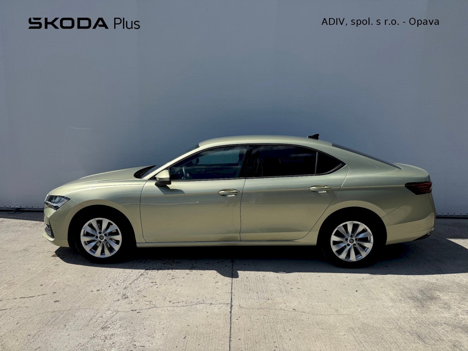 Škoda Superb, DSG 2.0 TDI 110 kW Selection - fotka 3