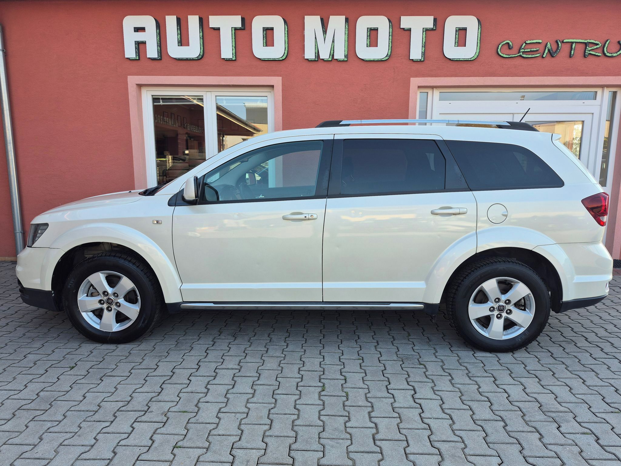 Fiat Freemont, 2.0 Multijet 125kw Cross - fotka 2