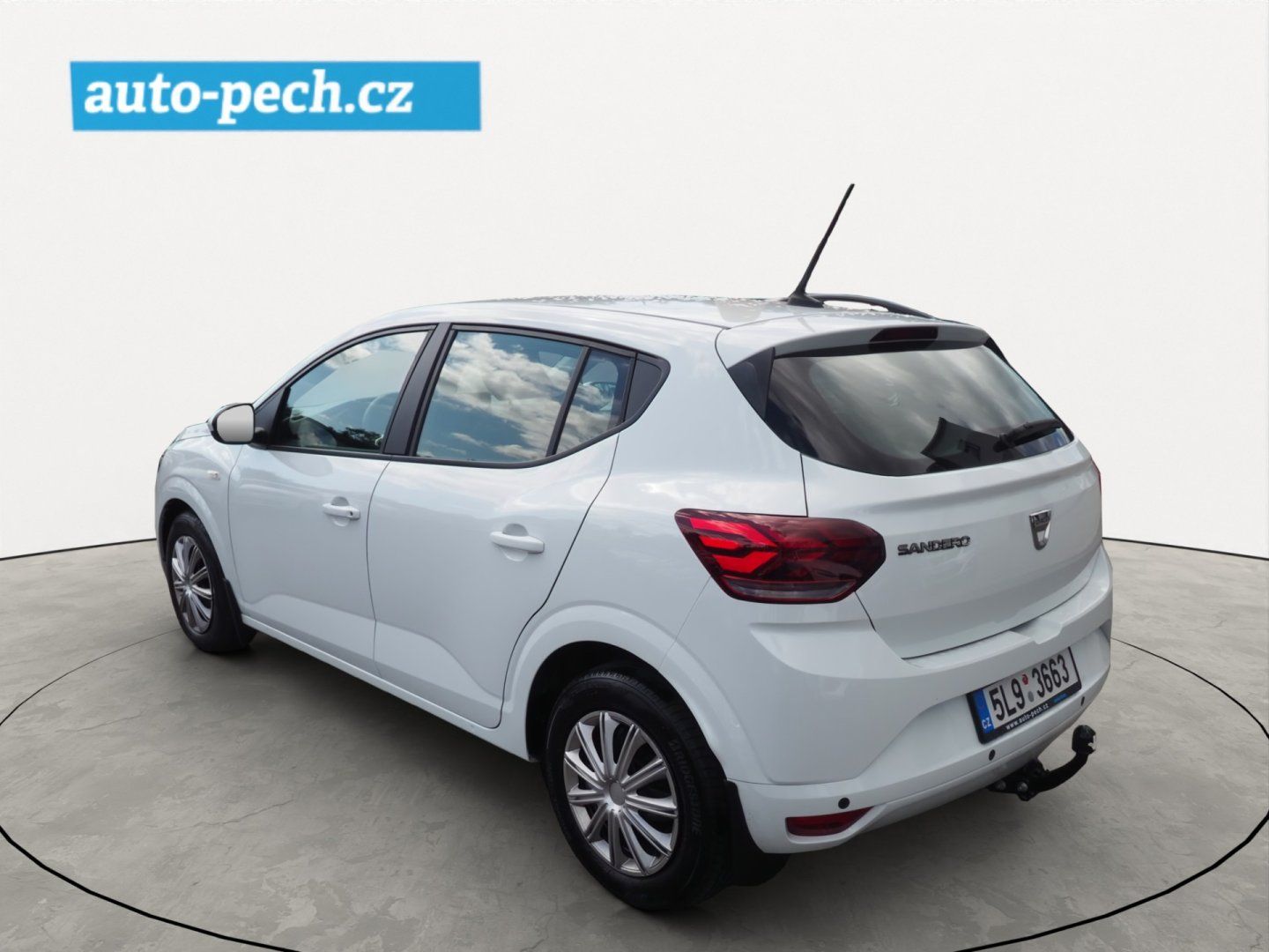 Dacia Sandero, Dacia 1.0 SCe, 1. Maj ČR - fotka 2