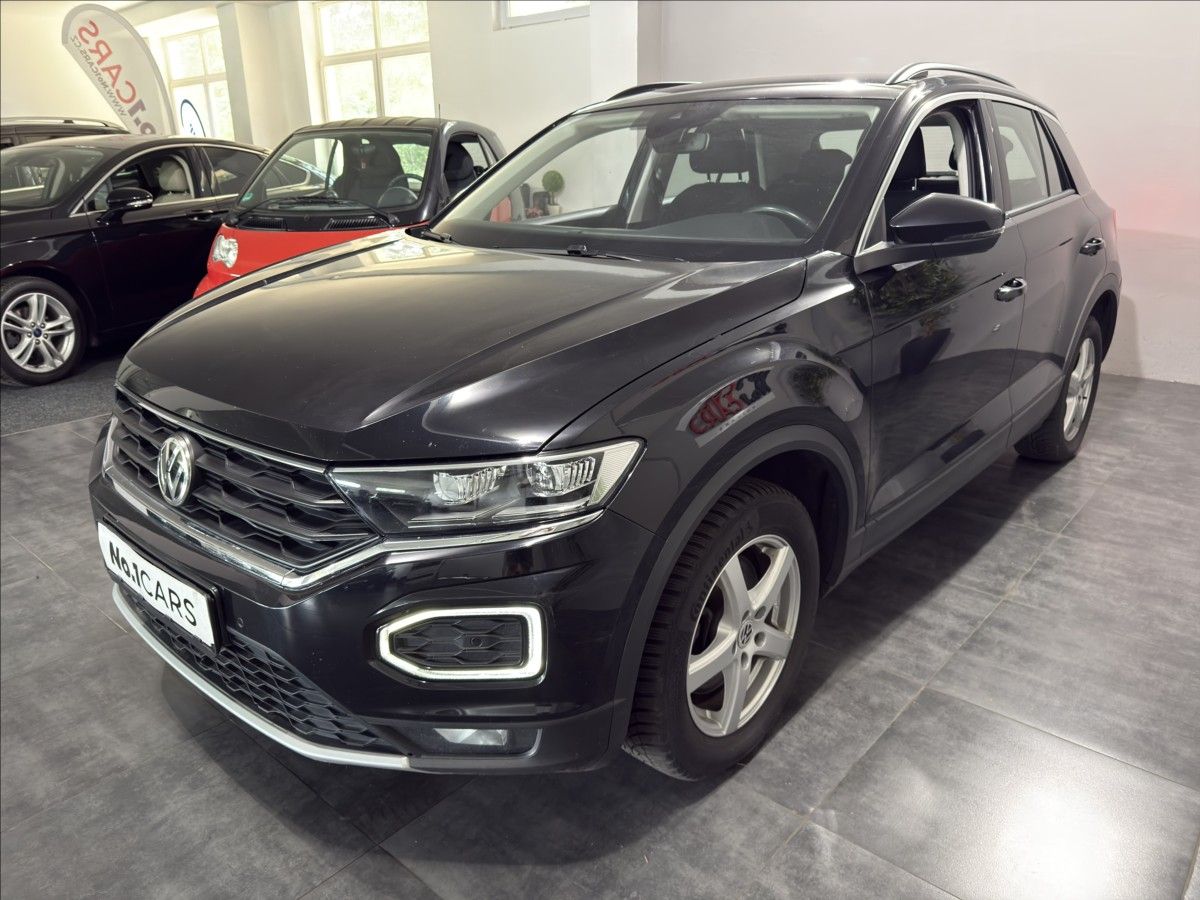 Volkswagen T-Roc, 2,0   TDI 4MOTION ACC LED - fotka 3
