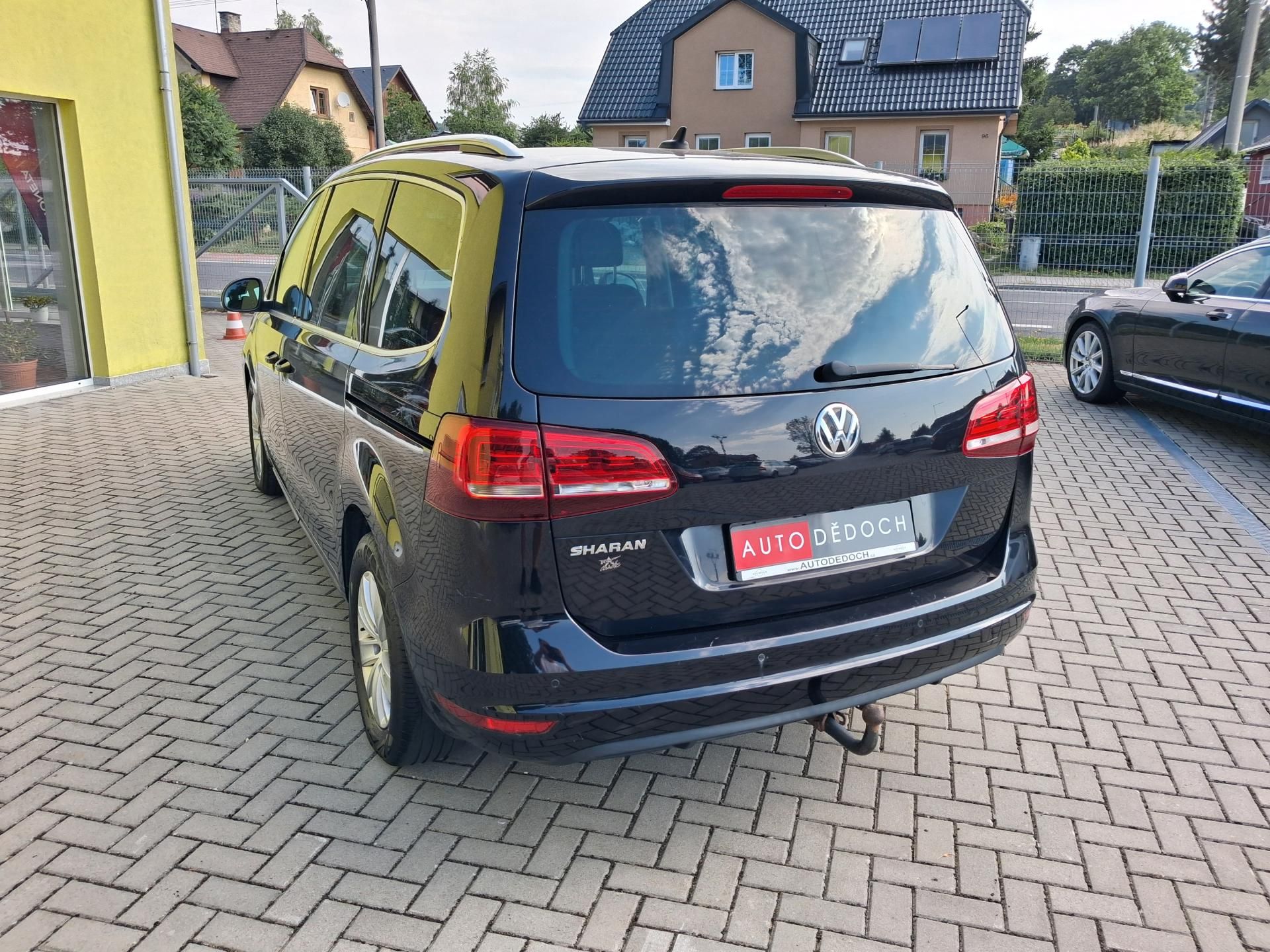 Volkswagen Sharan, 2,0TDi NAVI  DSG  BEZ KOROZE ! - fotka 4