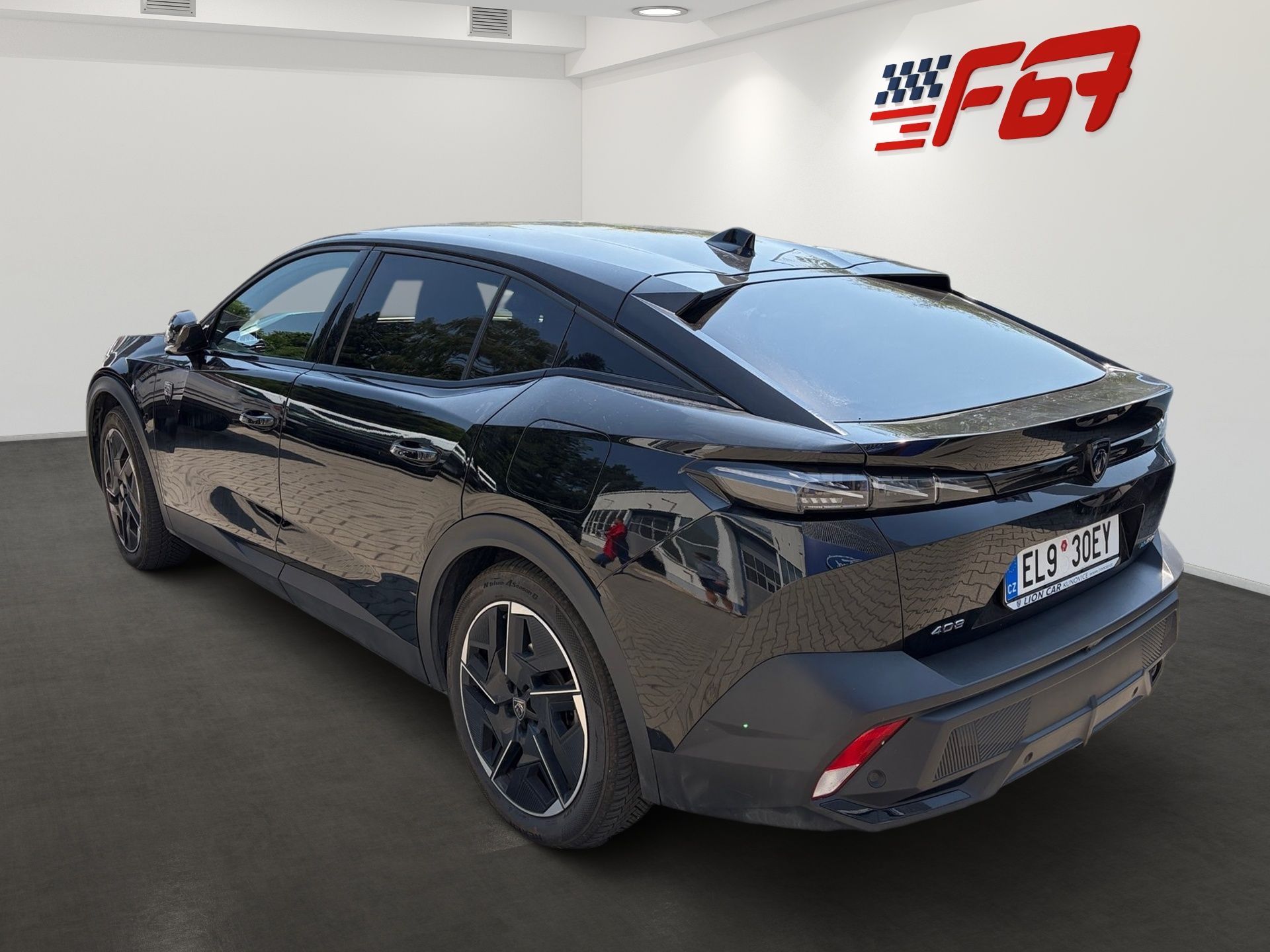 Peugeot 408, GT TOP VÝBAVA - fotka 4