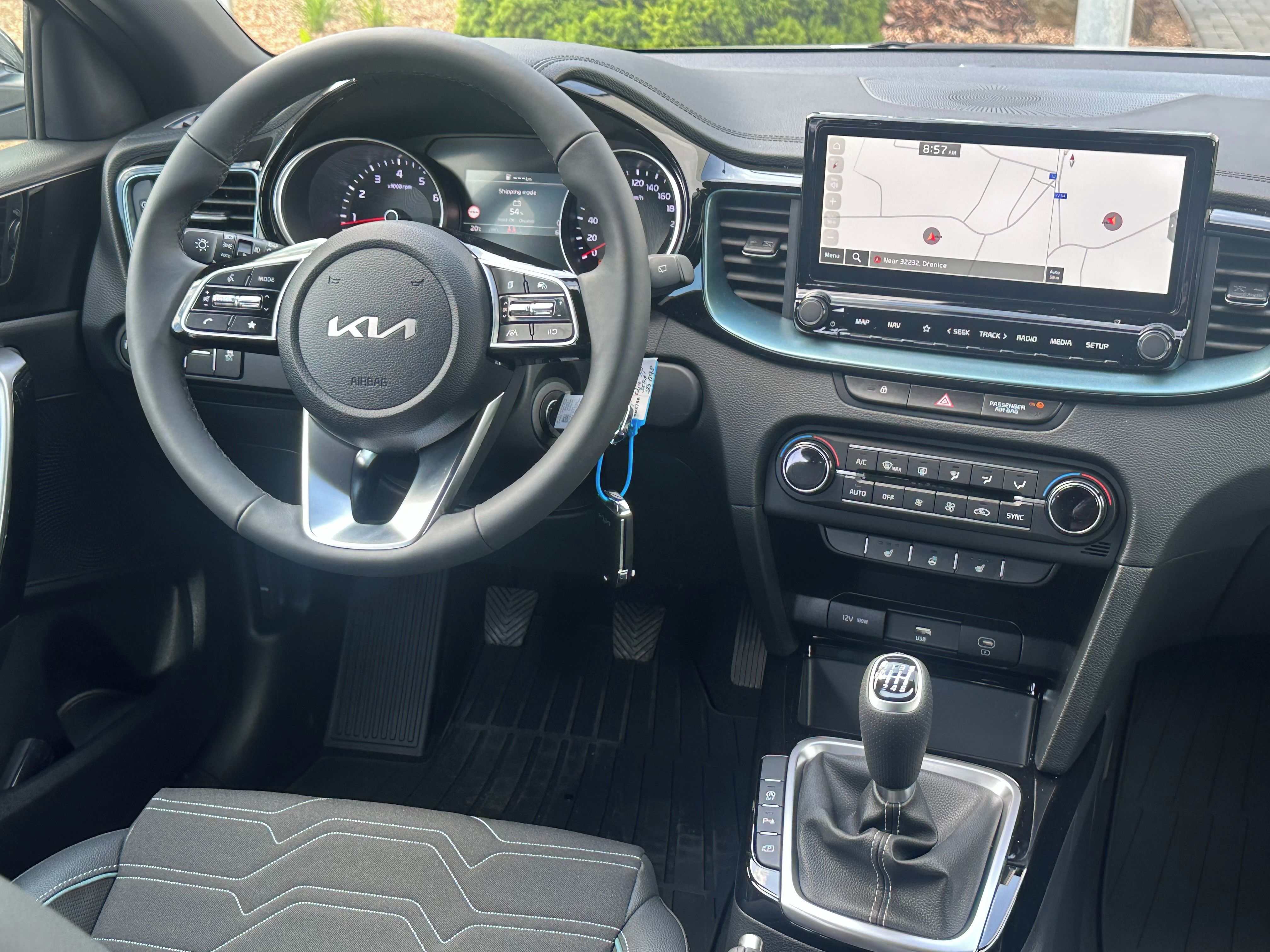 Kia Cee´d SW, 1,5 T-GDi EDICE 30 - fotka 5