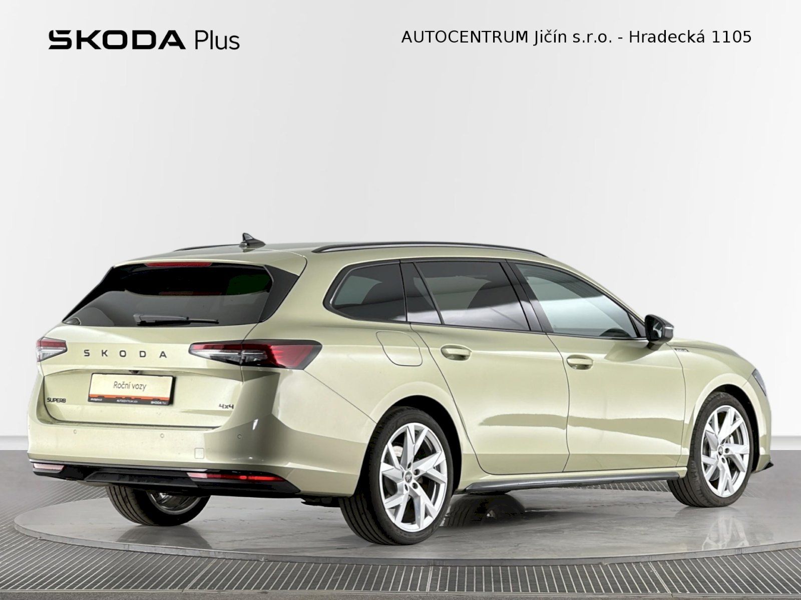 Škoda Superb, Combi DSG 2.0TDI 142kW 4x4 Spo - fotka 2