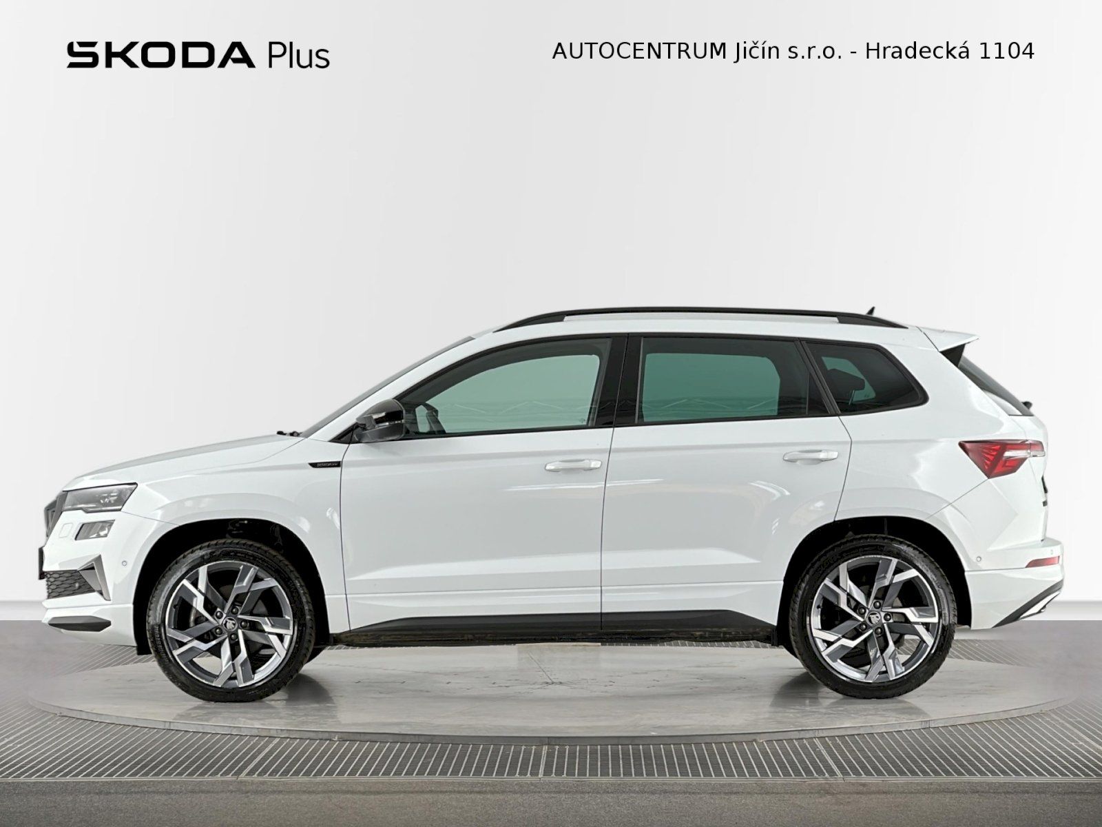 Škoda Karoq, DSG 2.0TDI 110kW 4x4 SportLine - fotka 3