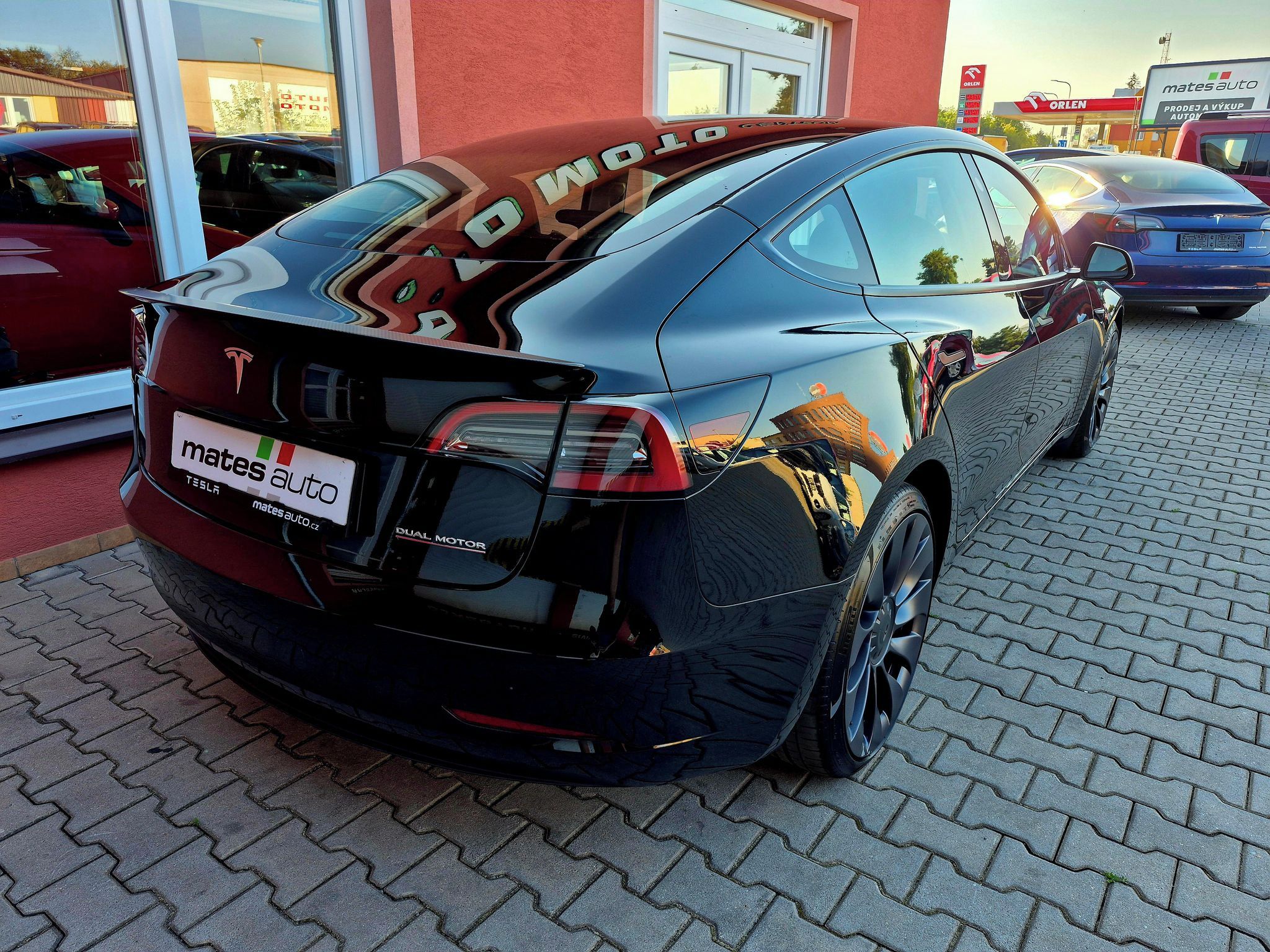 Tesla Model 3, PERFORMANCE DUAL MOTOR 377 KW - fotka 6