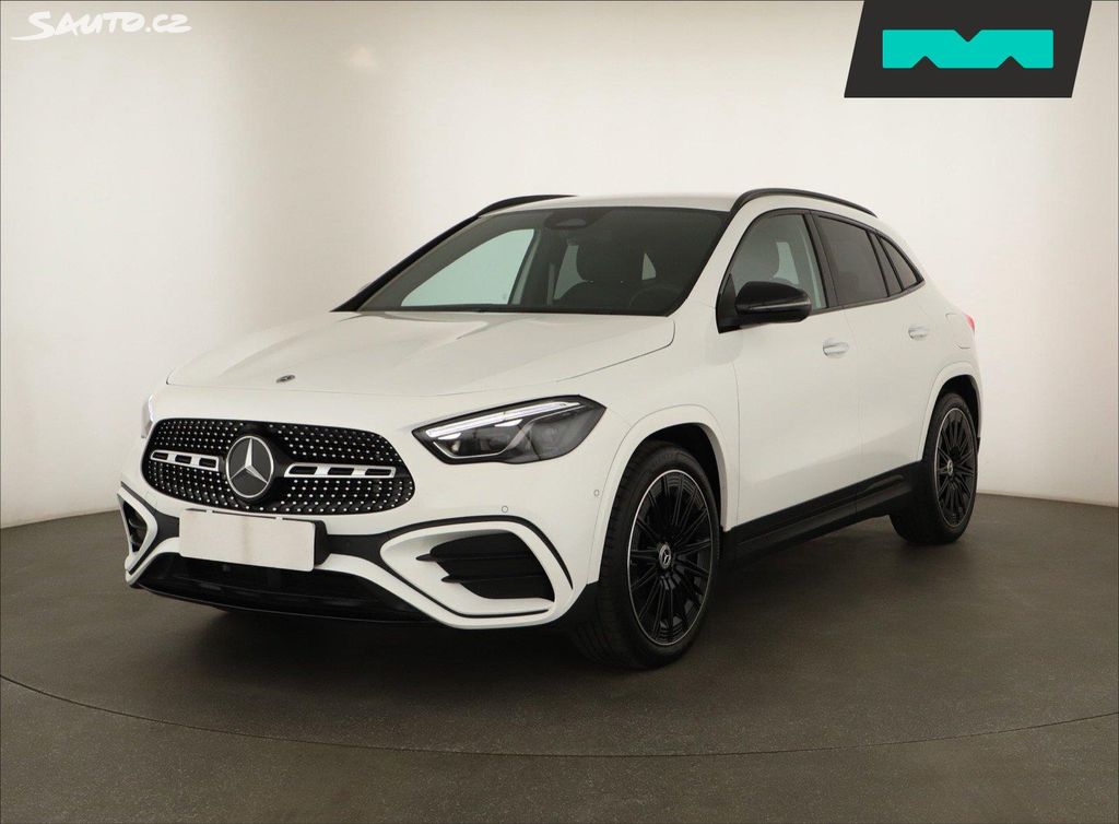 Mercedes-Benz GLA, 220 4MATIC, AMG LINE, KEYLESS