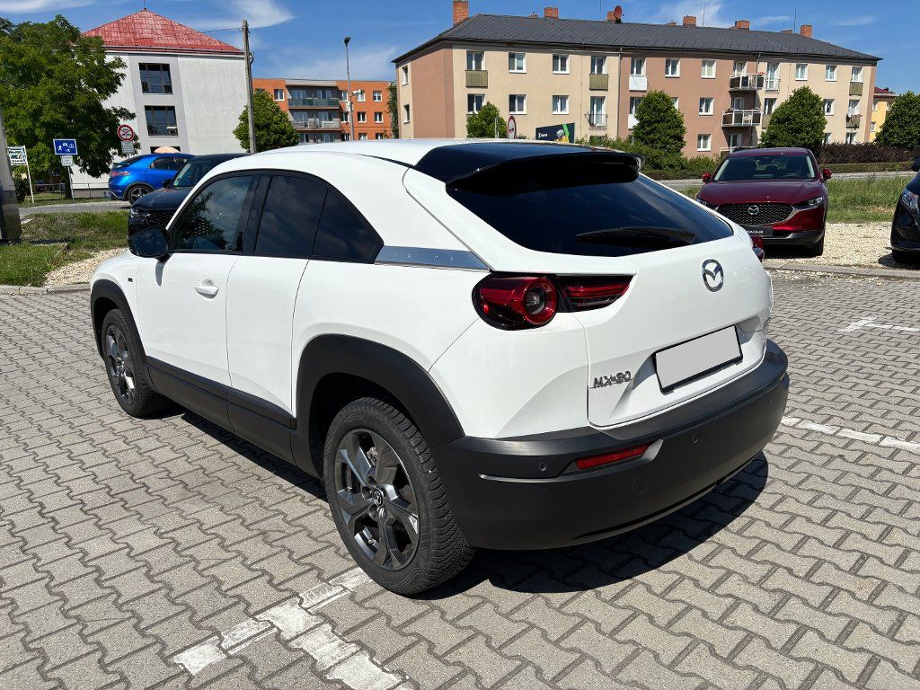 Mazda MX-30, EV 145k  AT  - tovární záruka - fotka 5