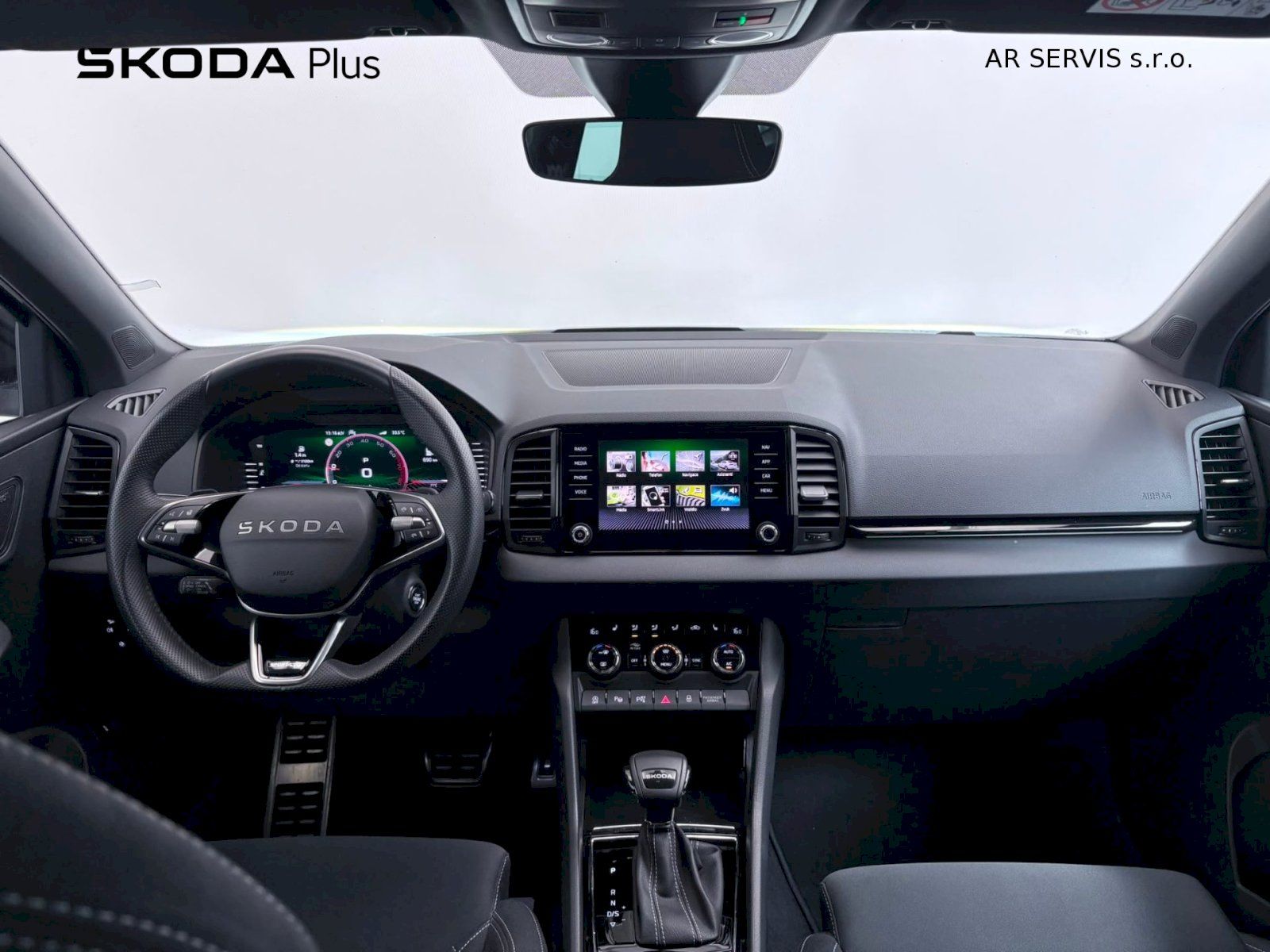 Škoda Karoq, Sportline 1,5 TSI 110 kW 7DSG - fotka 5