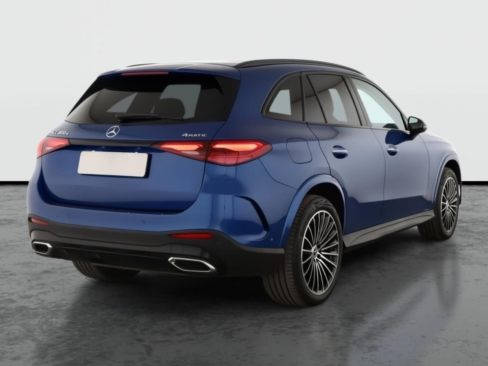 Mercedes-Benz GLC, 300 e 4MATIC, AMG Line - fotka 5