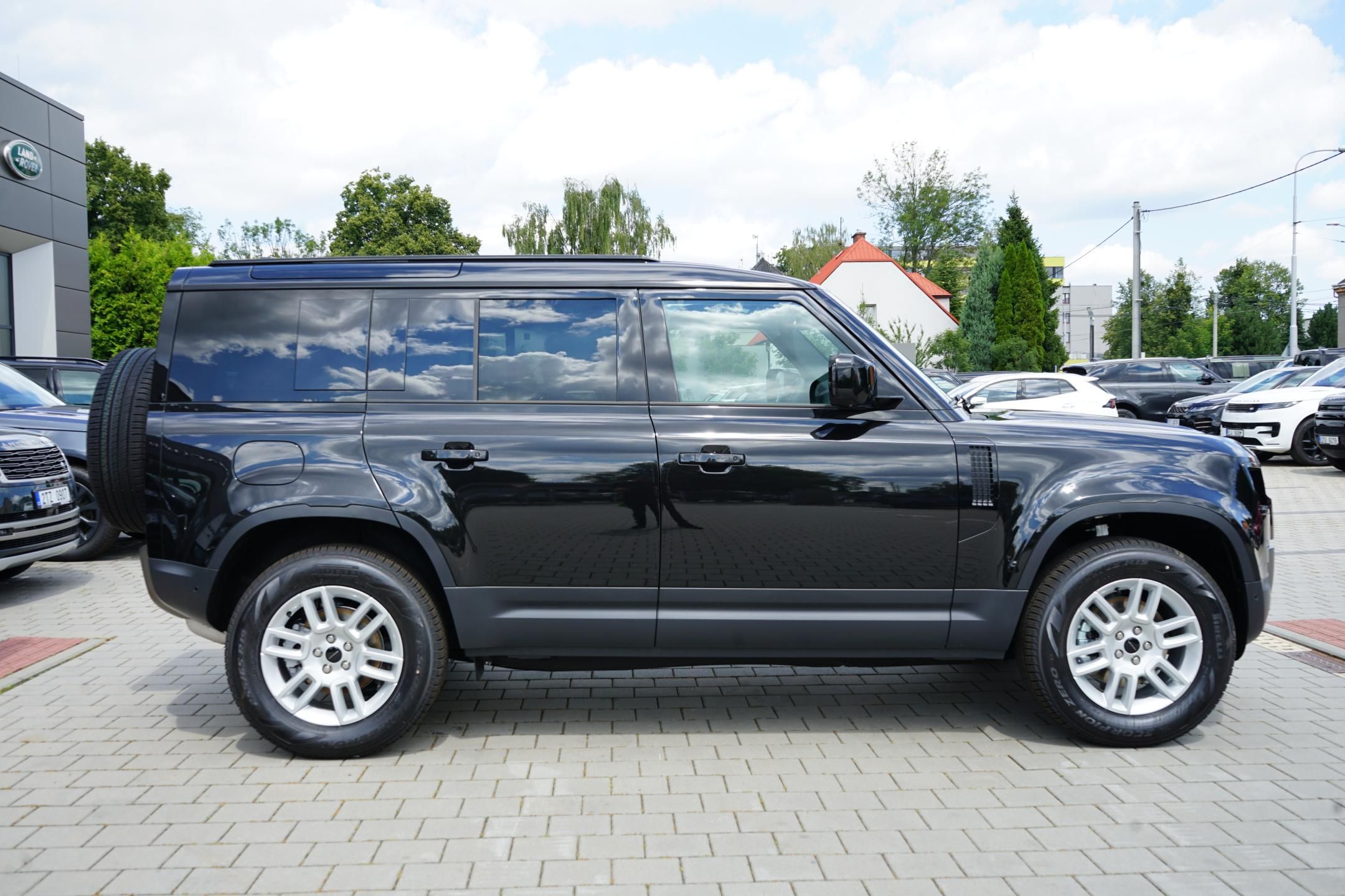 Land Rover Defender, 110 3,0 S D200 - fotka 6
